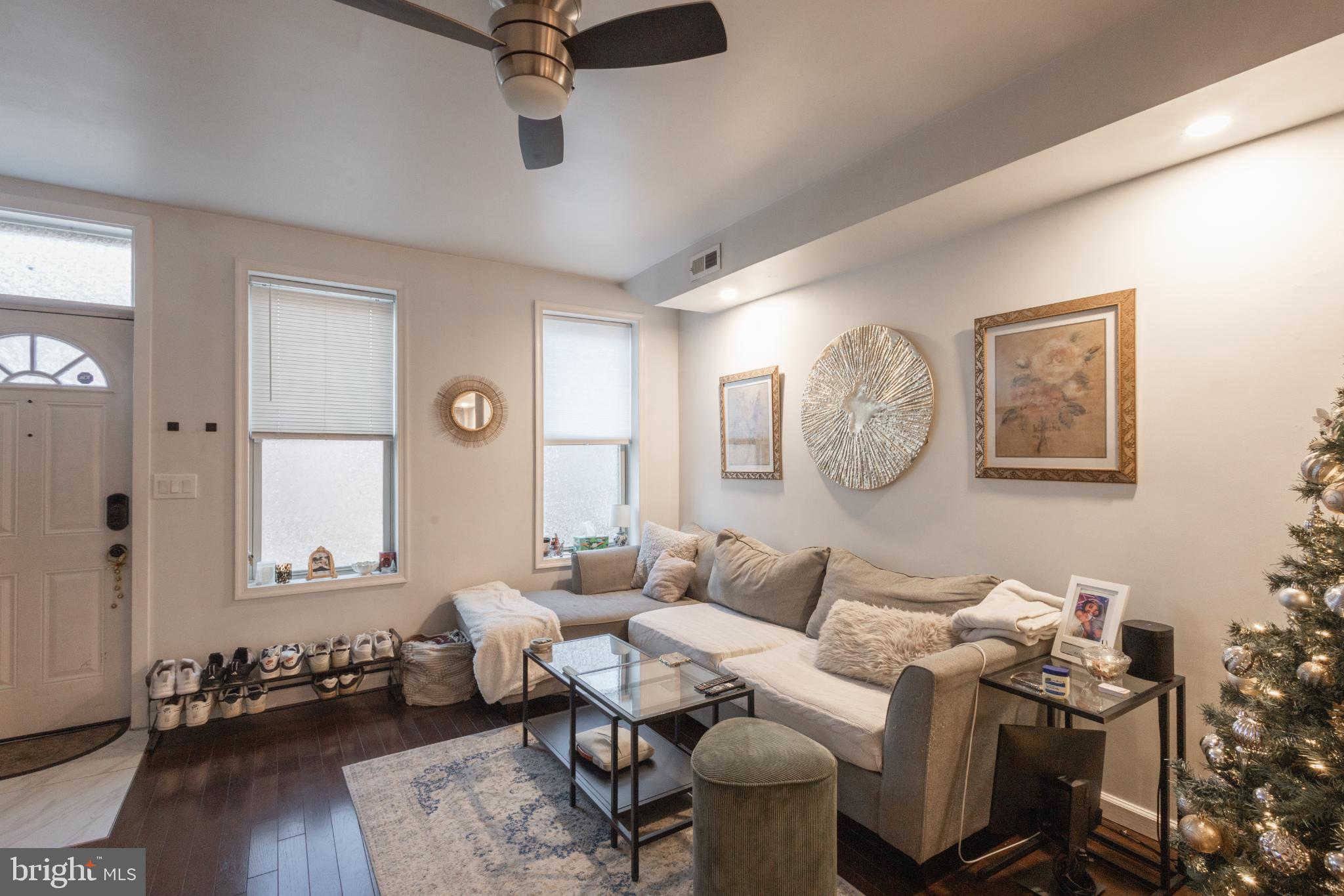 PORT RICHMOND - Residential