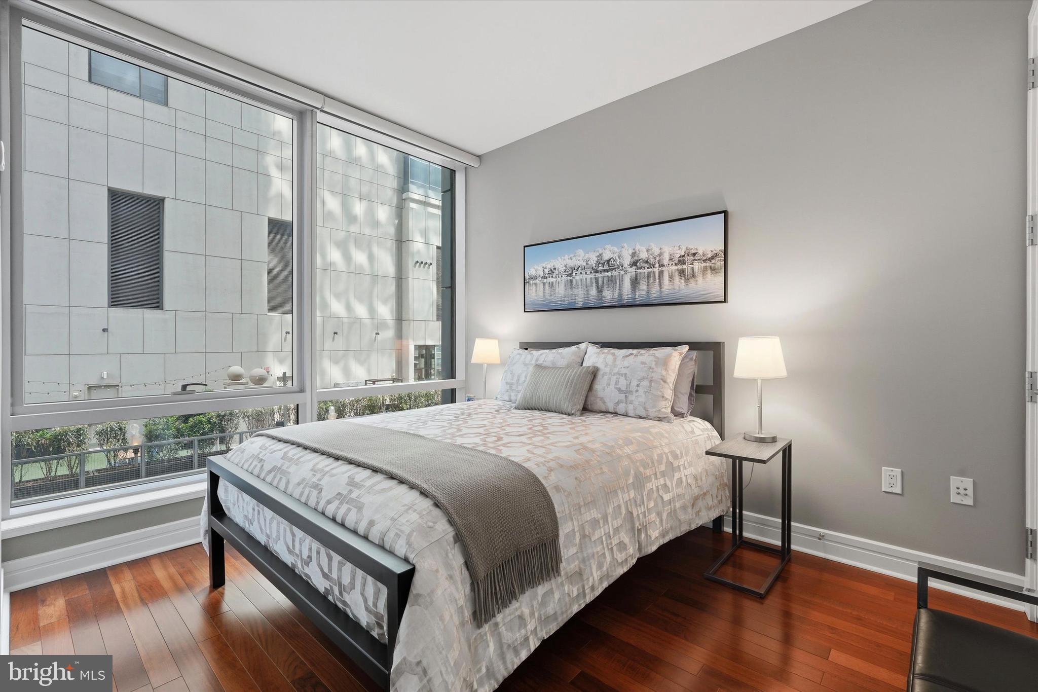 CENTER CITY - Residential