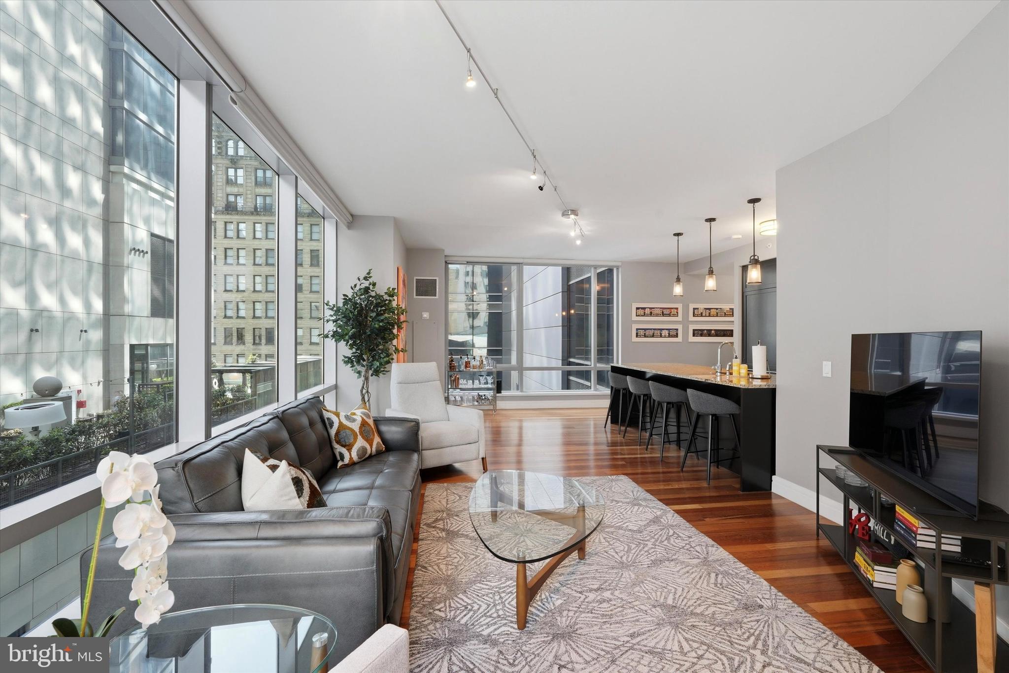 CENTER CITY - Residential