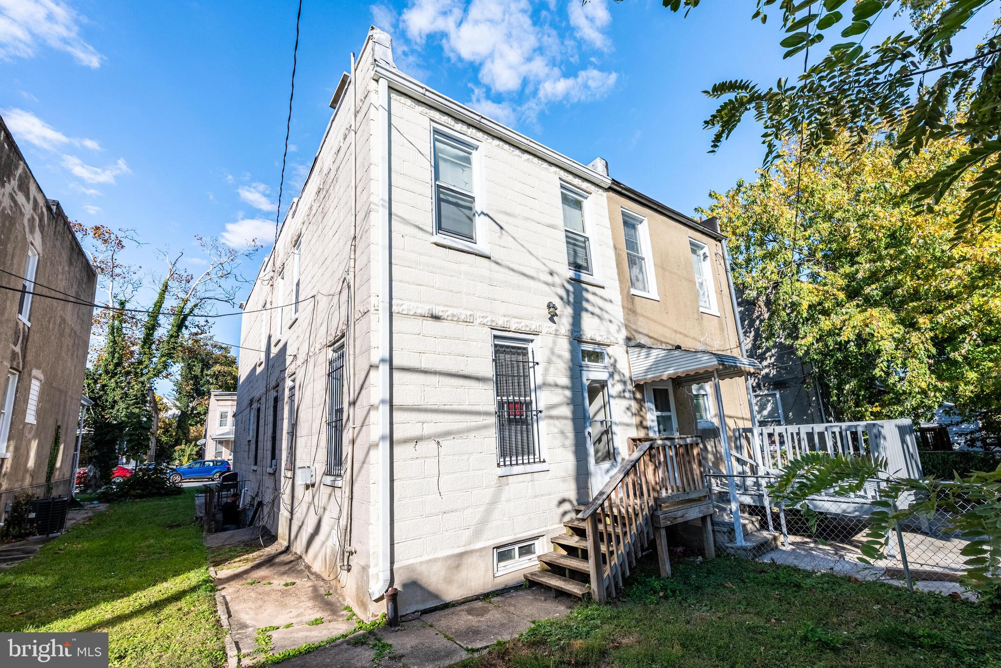 PEN LUCY - Residential