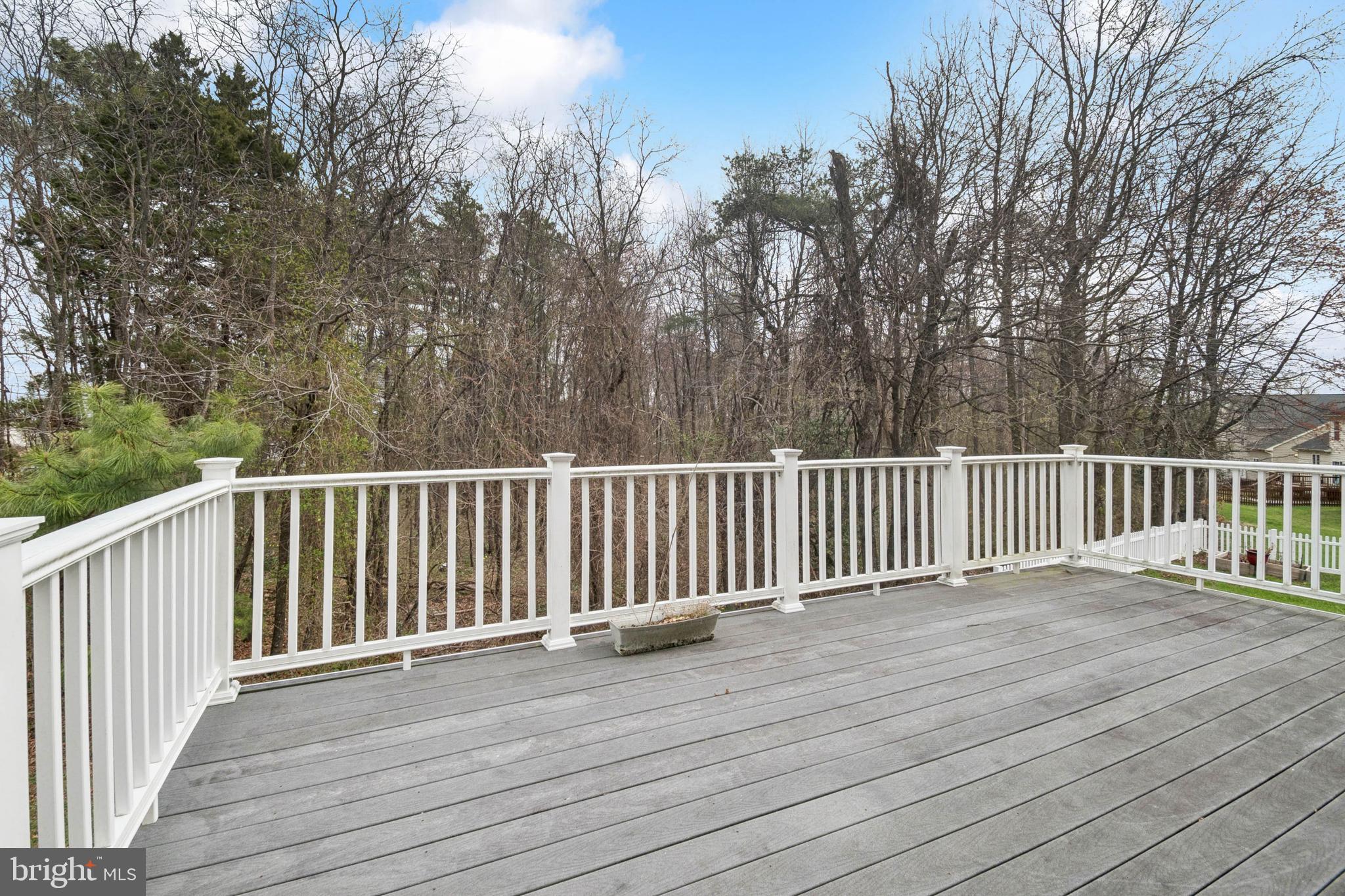 VICTORIA LANDING - Residential