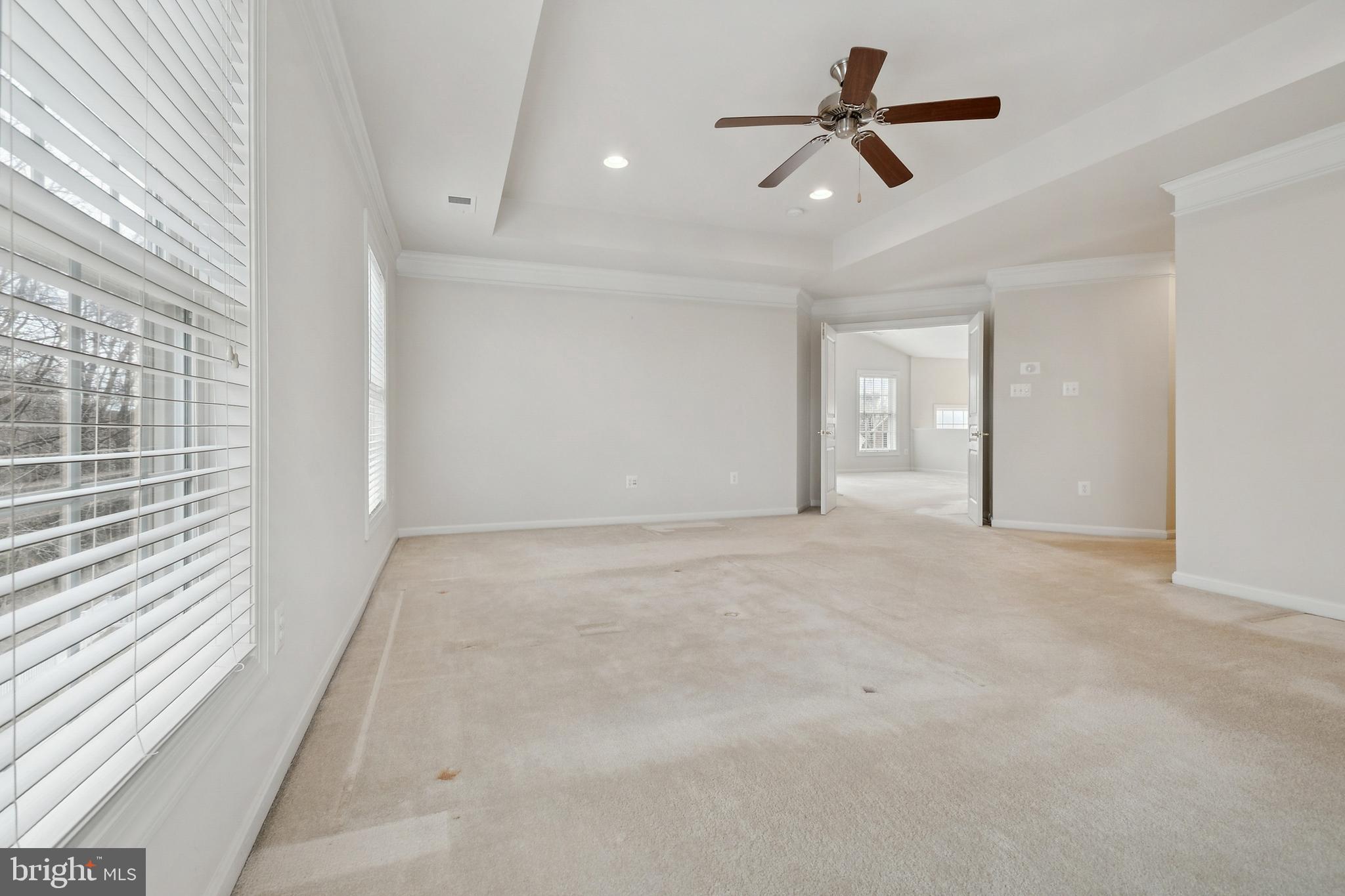 VICTORIA LANDING - Residential