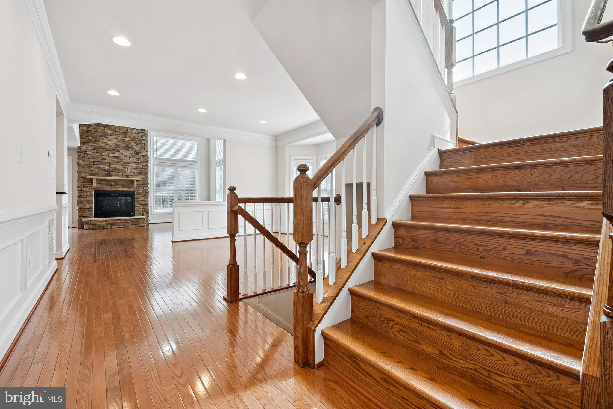 VICTORIA LANDING - Residential