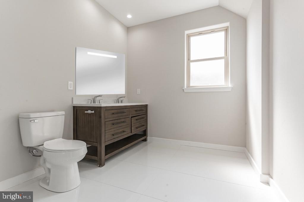 FRANCISVILLE - Residential Lease