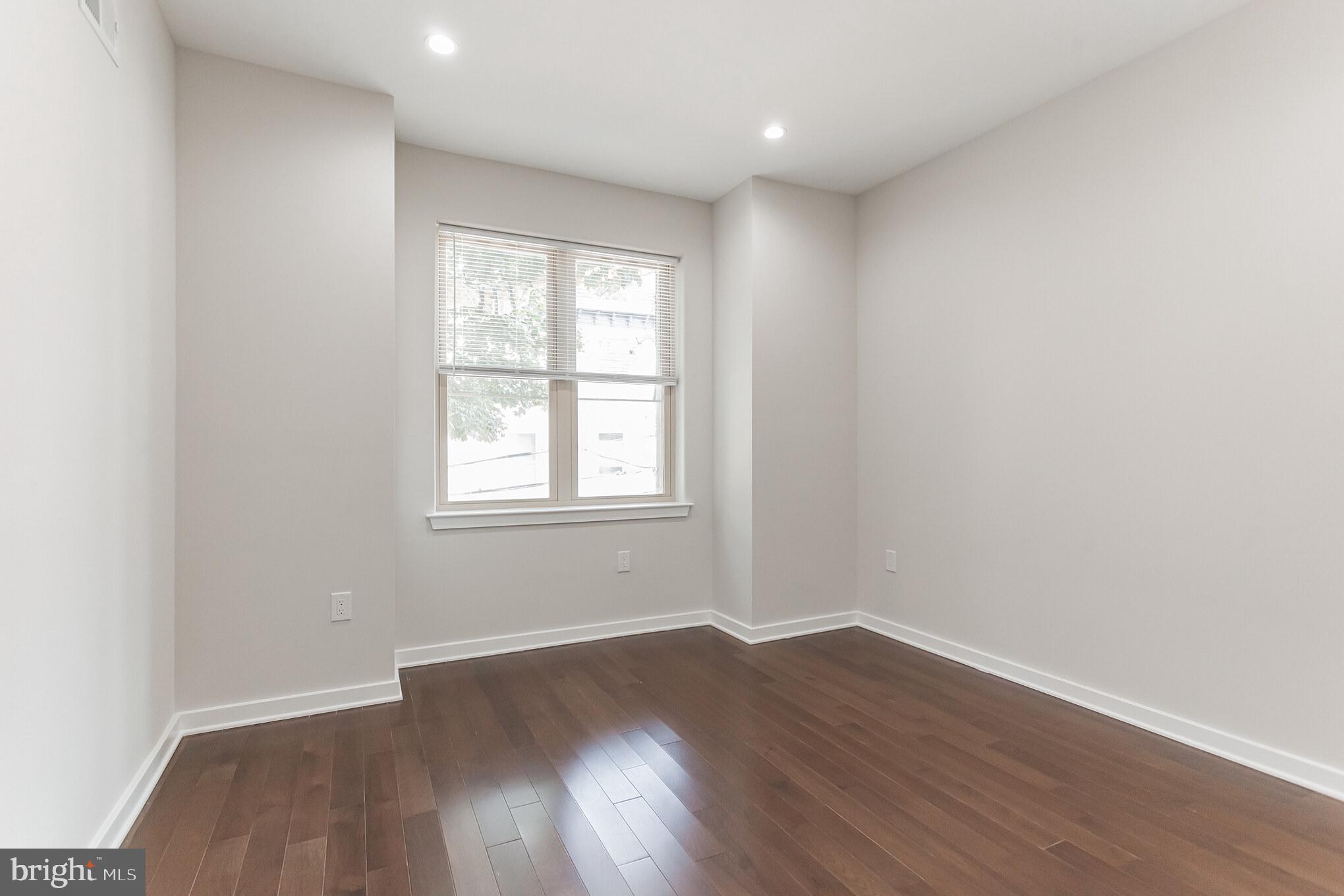 FRANCISVILLE - Residential Lease