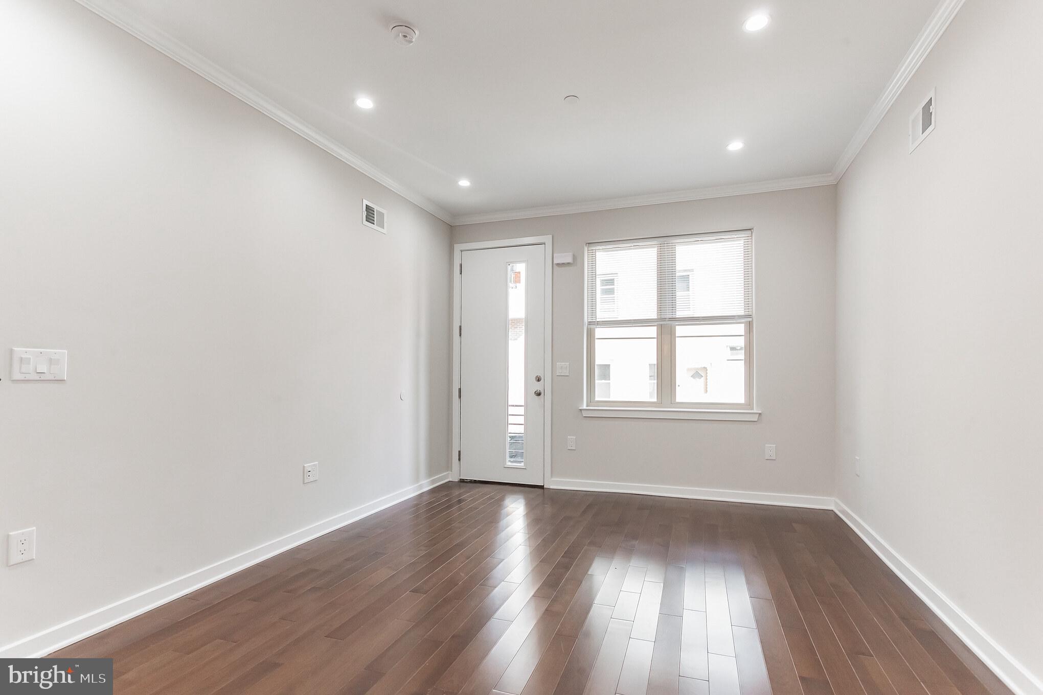 FRANCISVILLE - Residential Lease