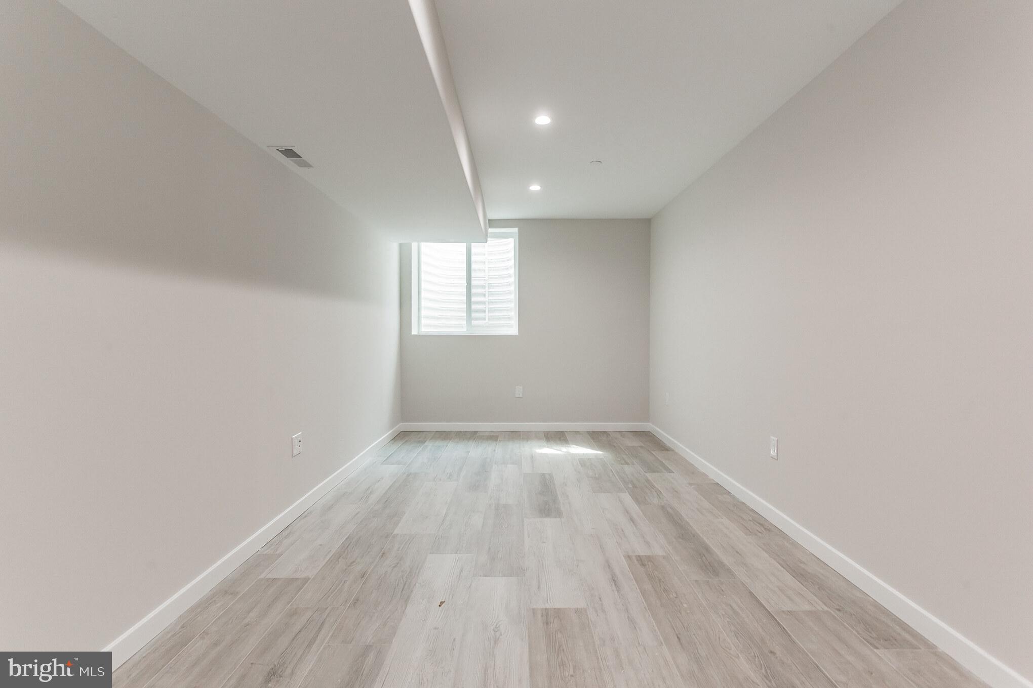 FRANCISVILLE - Residential Lease