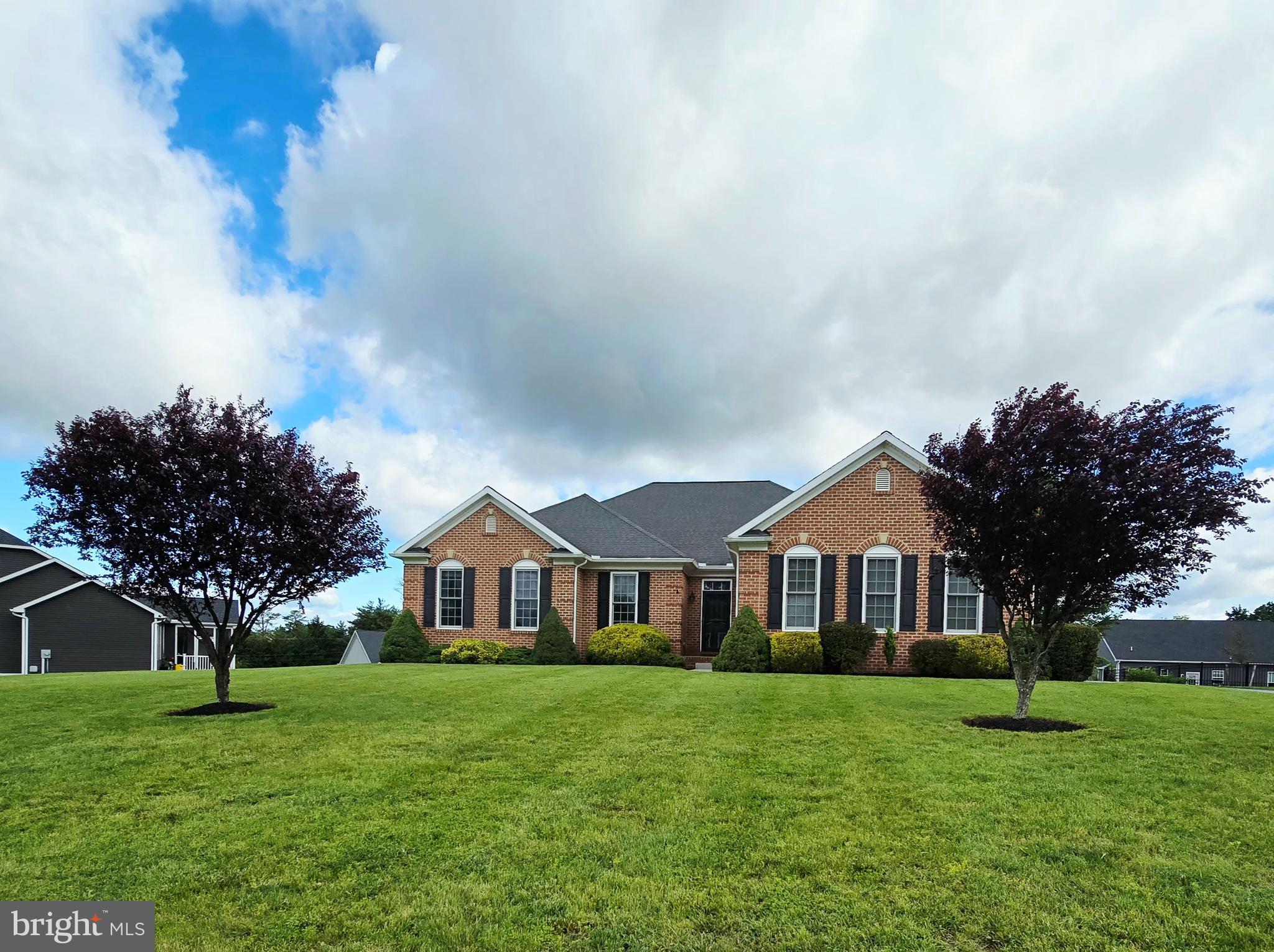 7677 GREEN RIDGE LANE