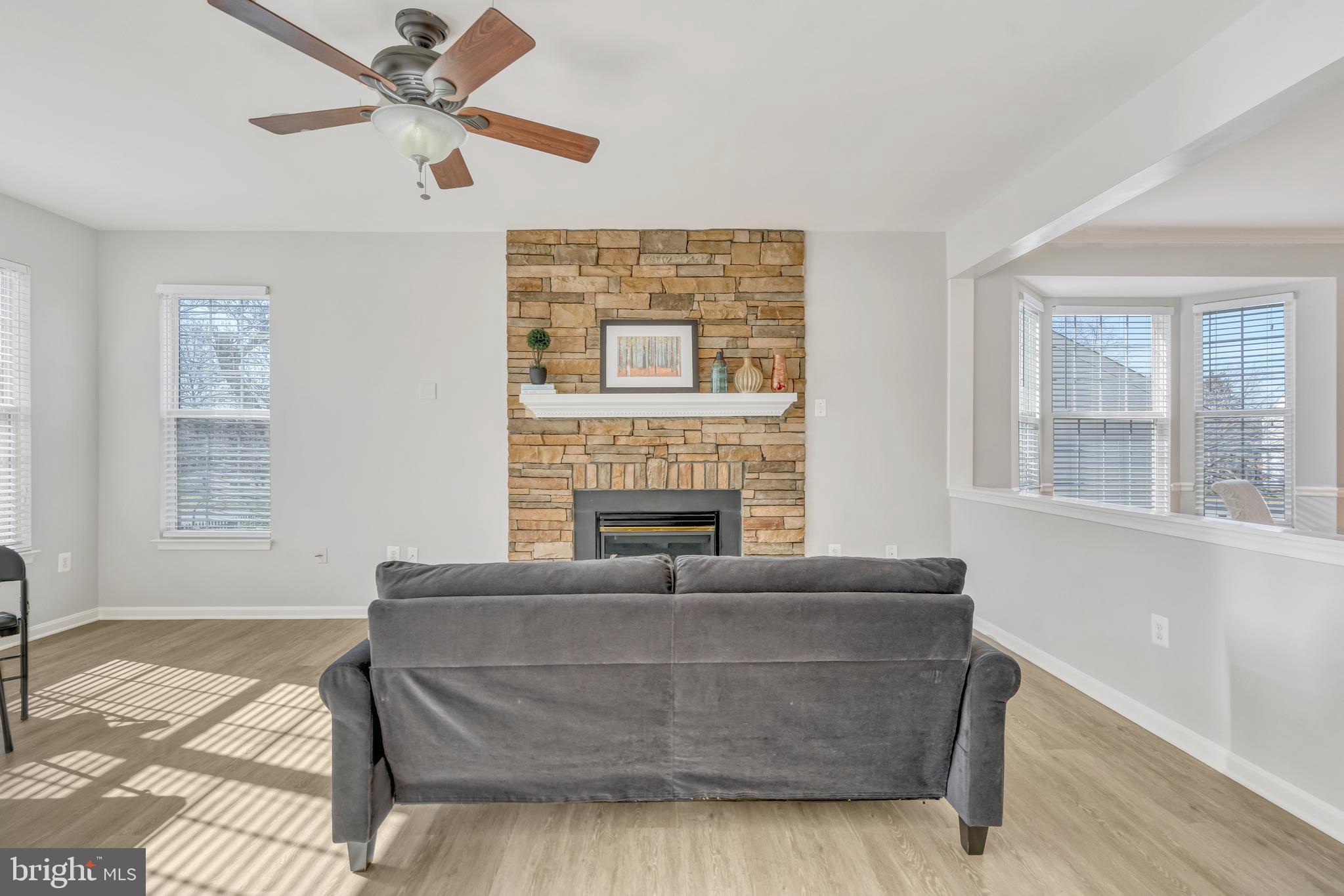 SOUTH RIDING - Residential