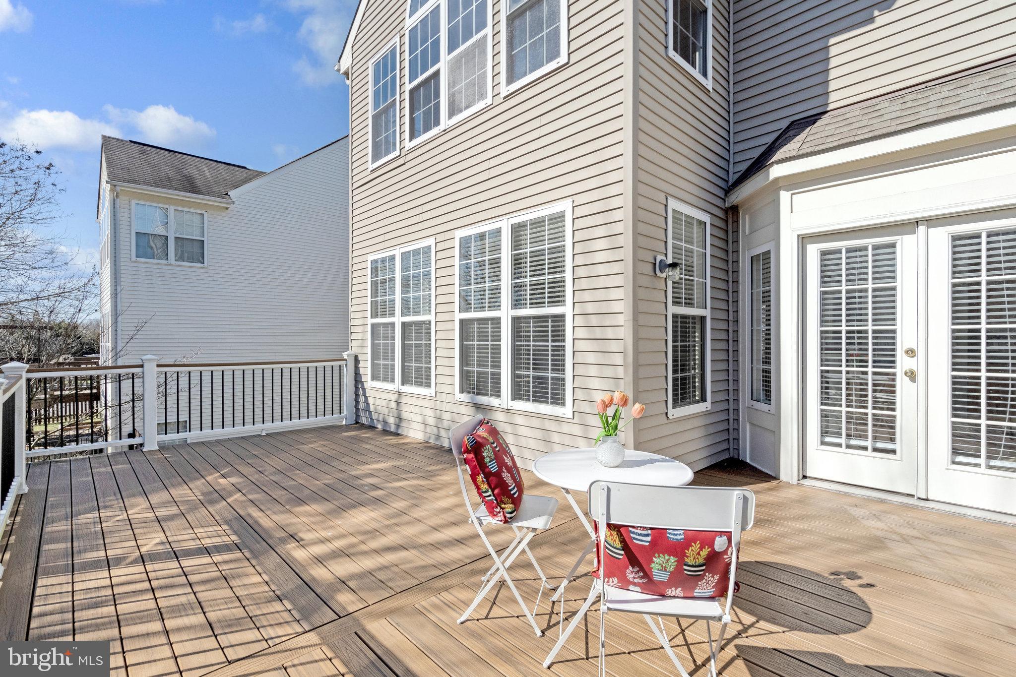 SOUTH RIDING - Residential