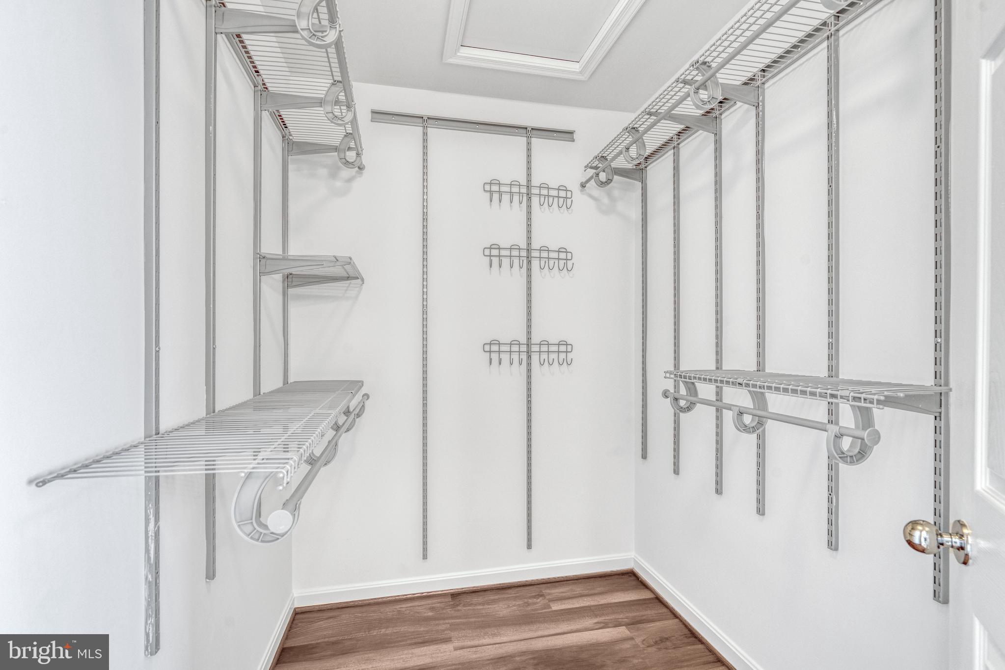 SOUTH RIDING - Residential