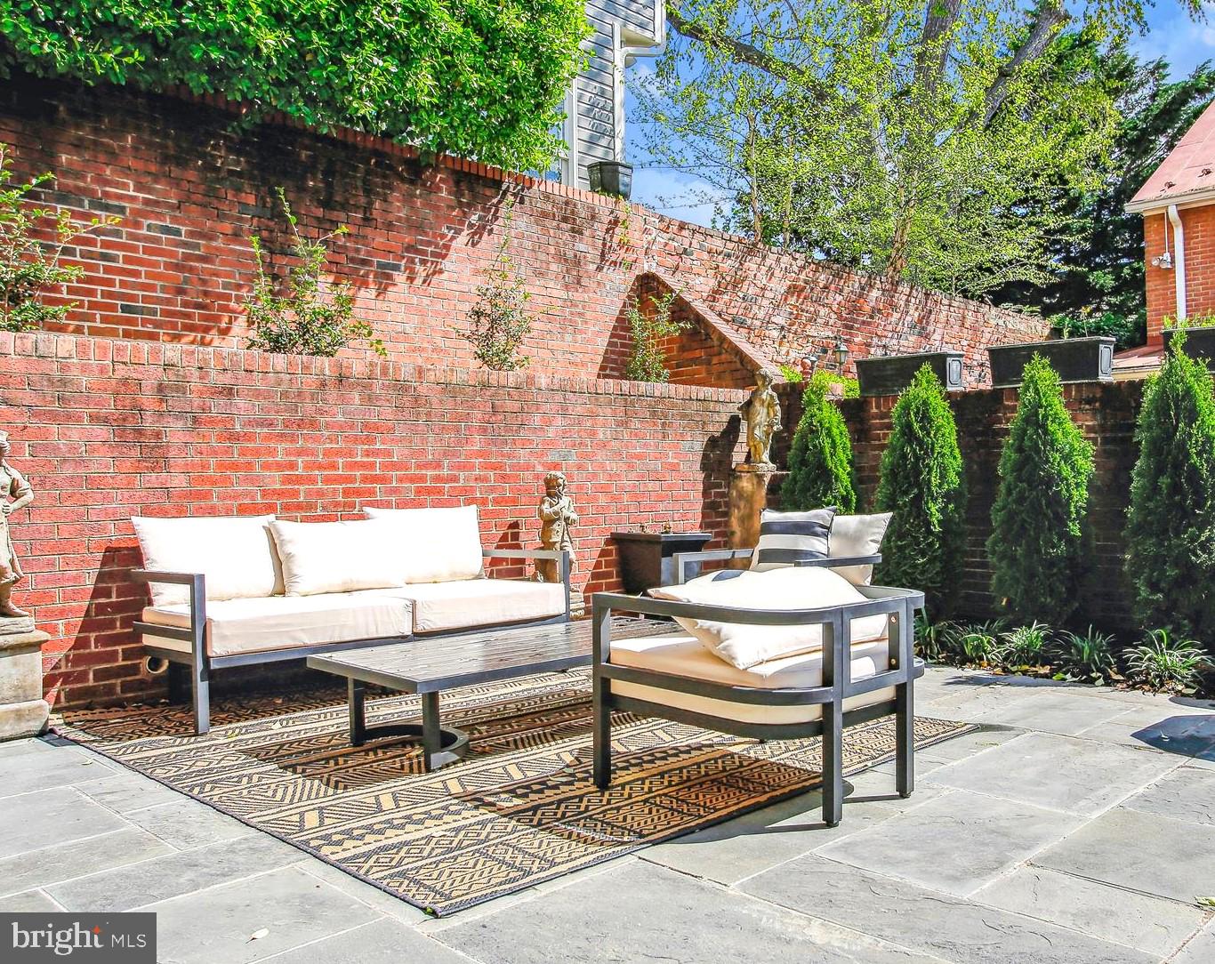 POMMANDER - Residential