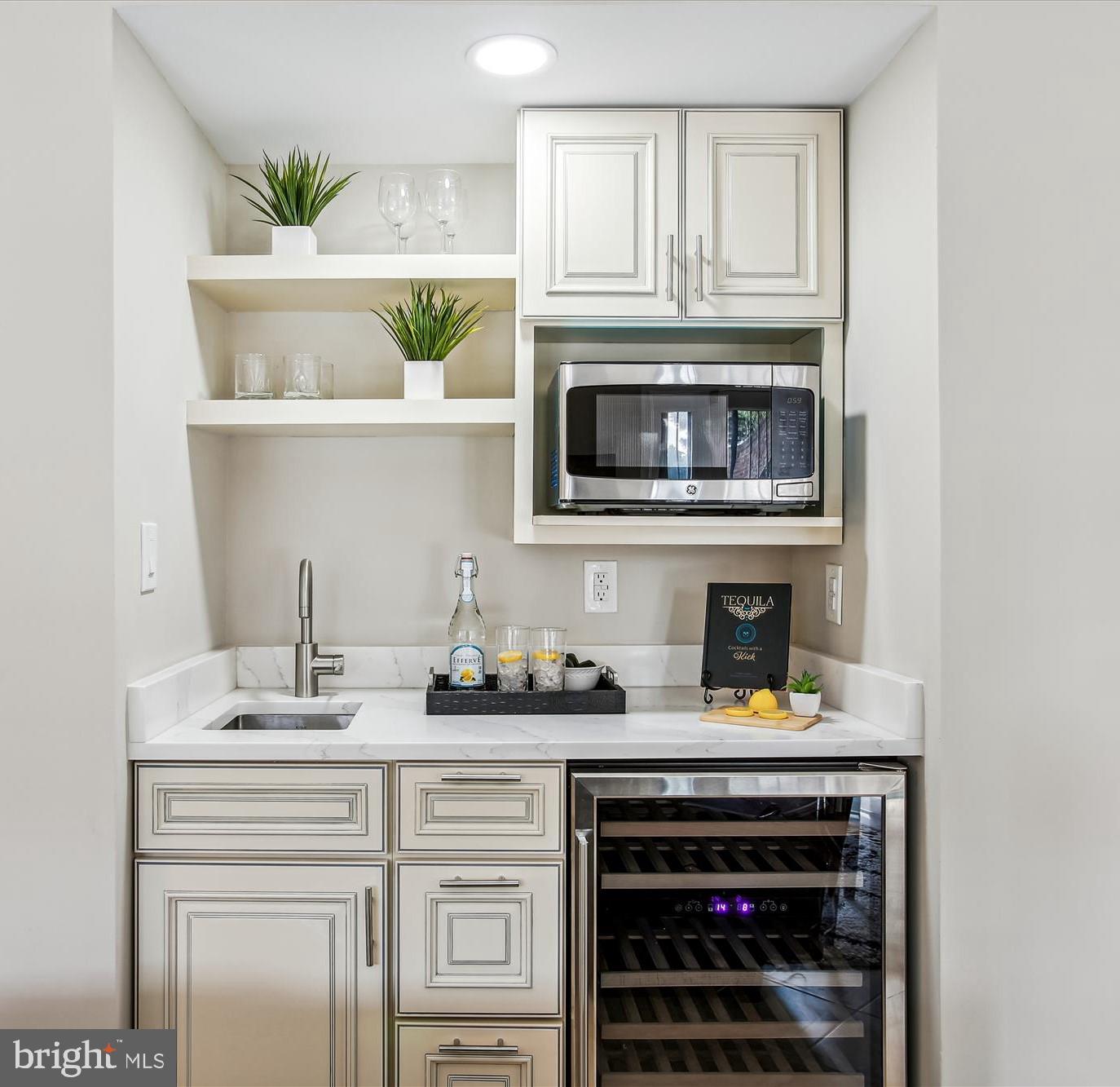 POMMANDER - Residential