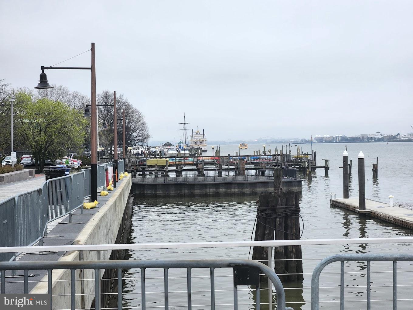 POMMANDER - Residential