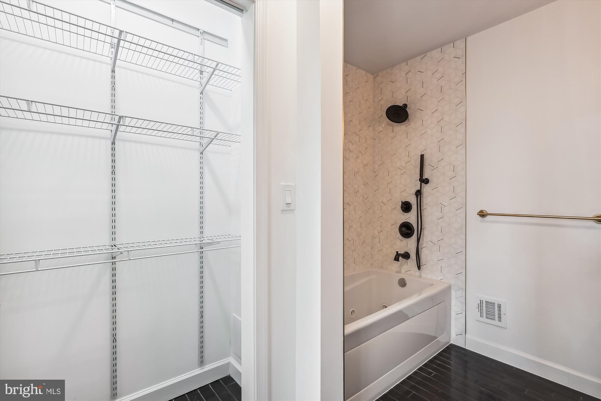 POMMANDER - Residential