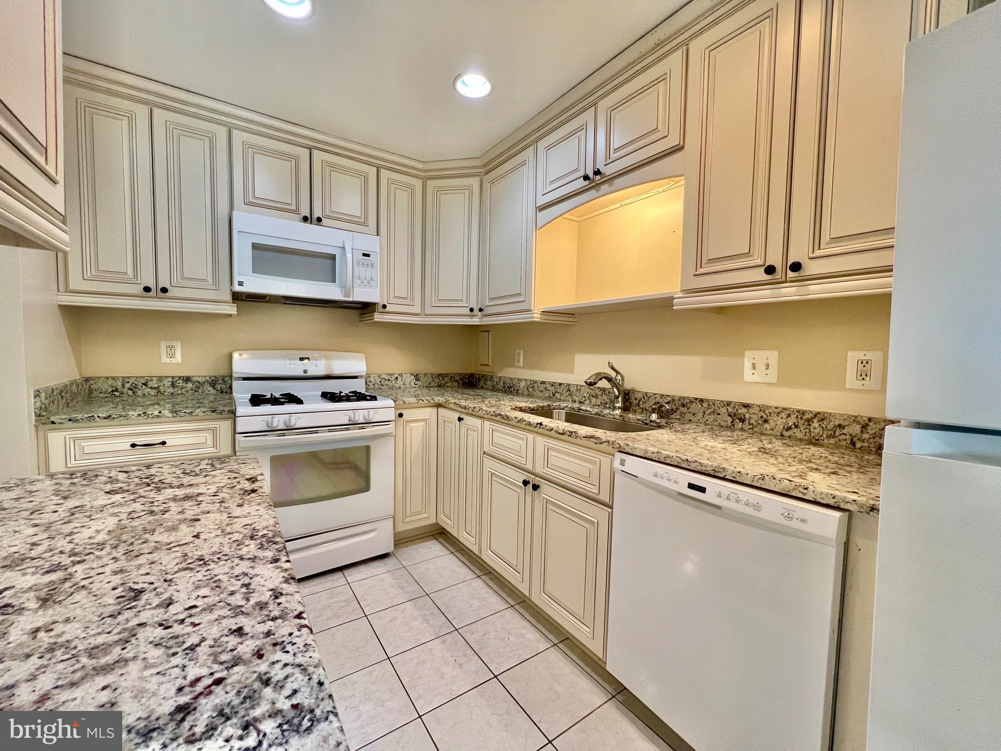 WESTCHESTER PARK - Residential