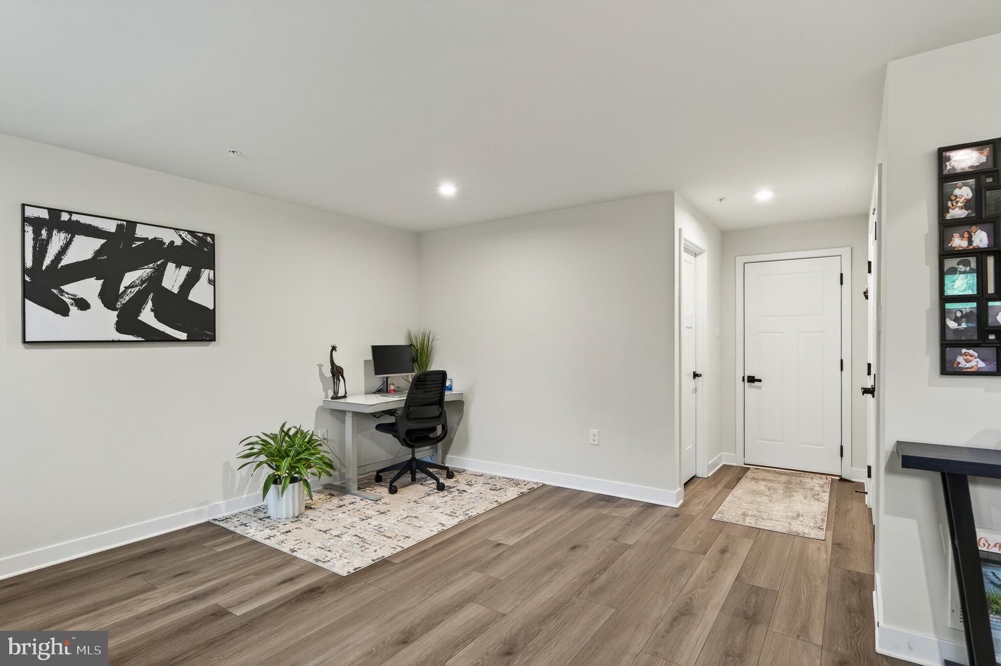 EXTON WALK - Residential