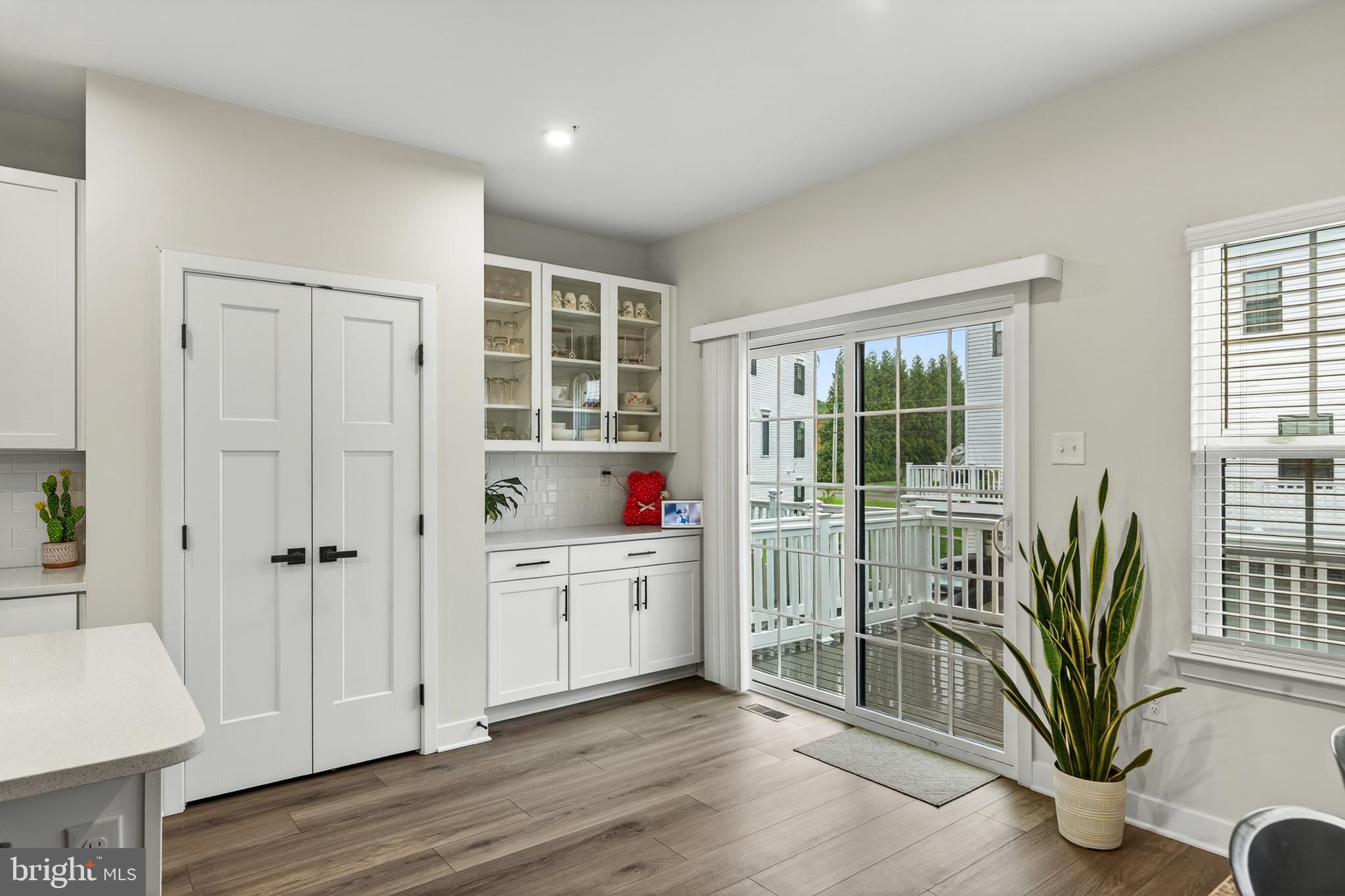 EXTON WALK - Residential