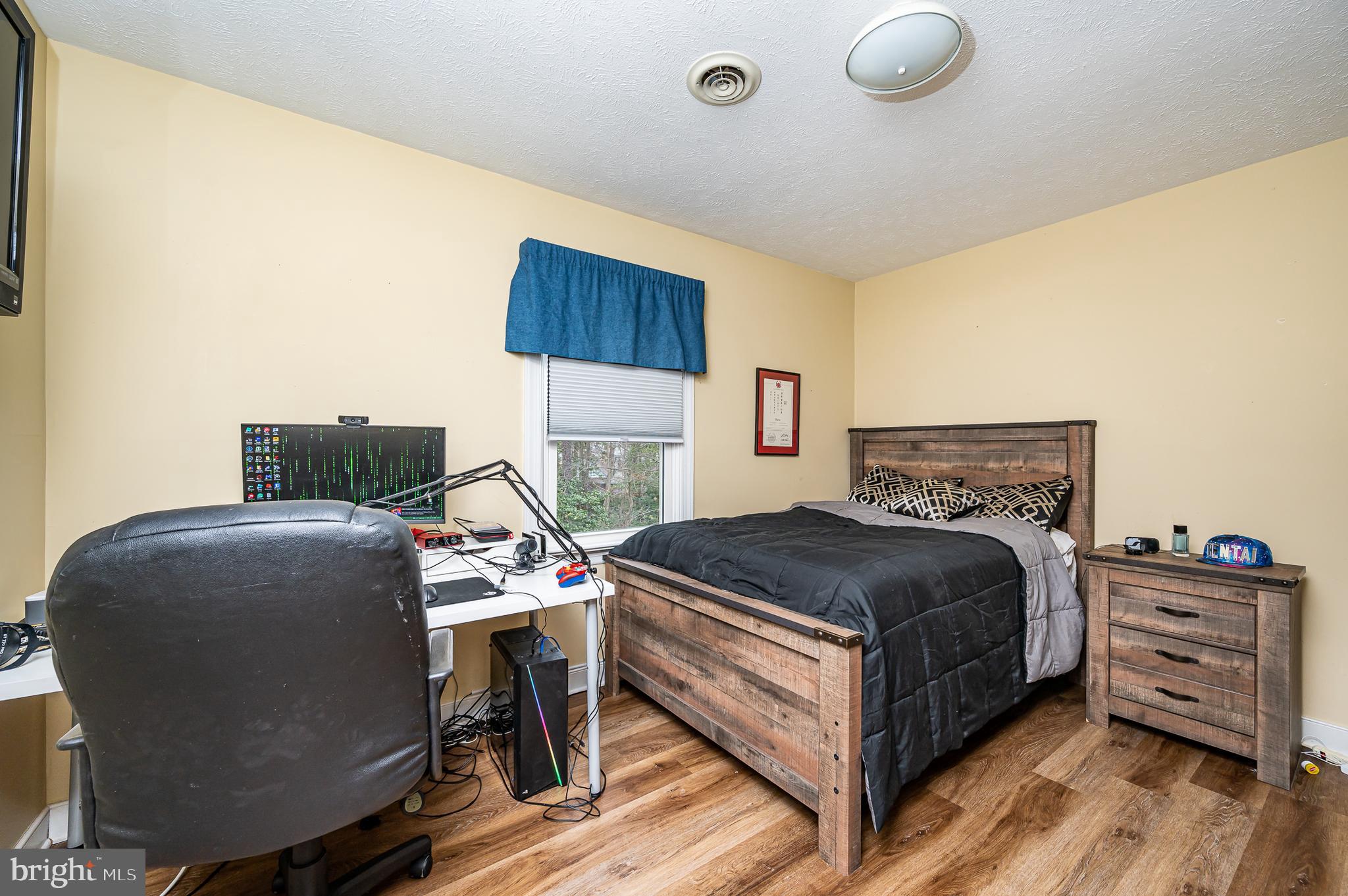 HANOVER GROVE - Residential