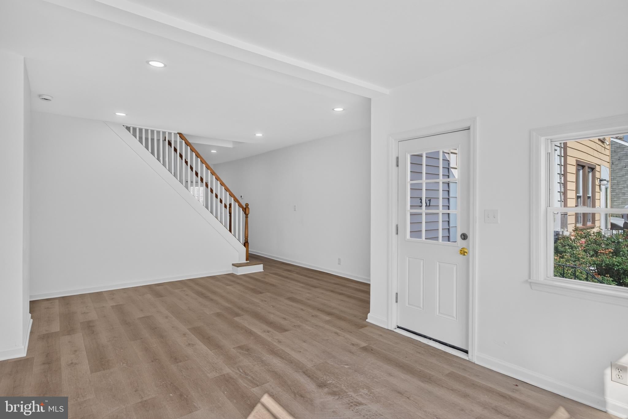 337 HUDSON STREET