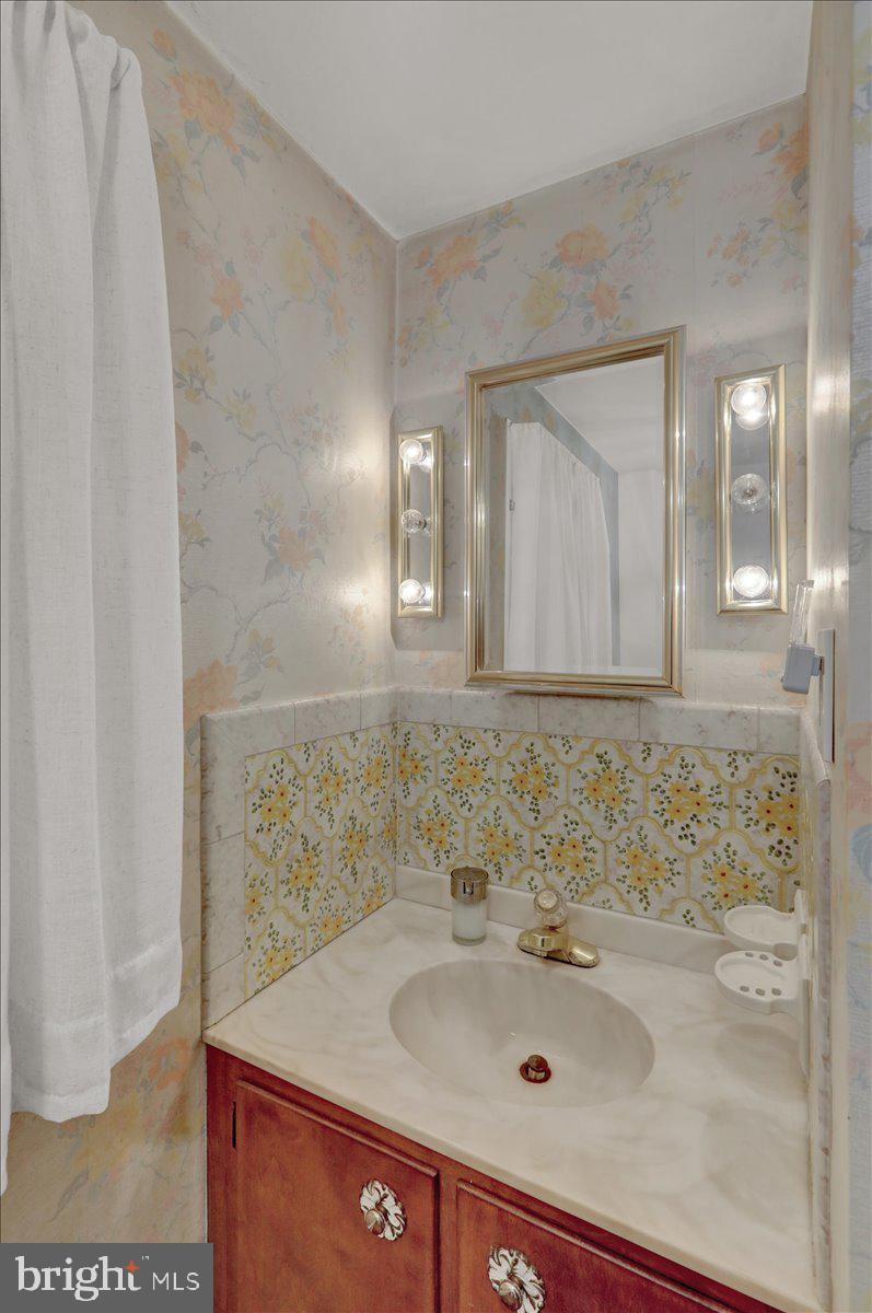 HAMPDEN HEIGHTS - Residential