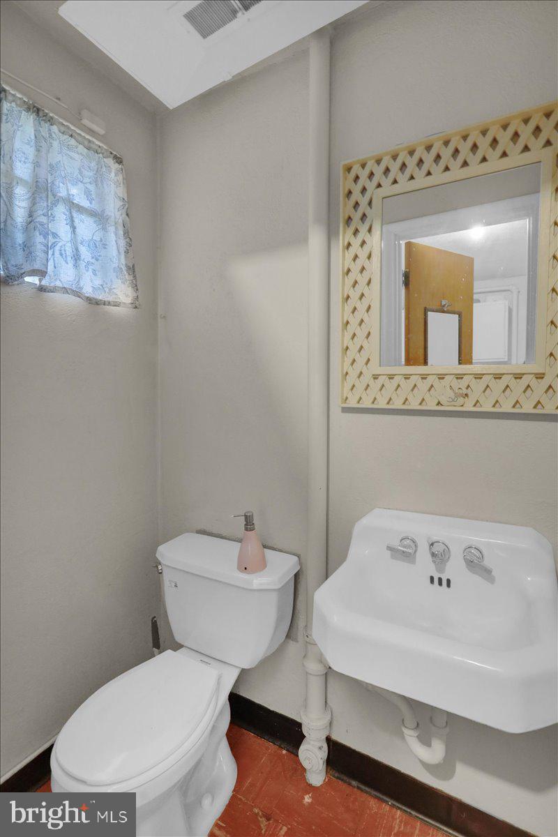 HAMPDEN HEIGHTS - Residential