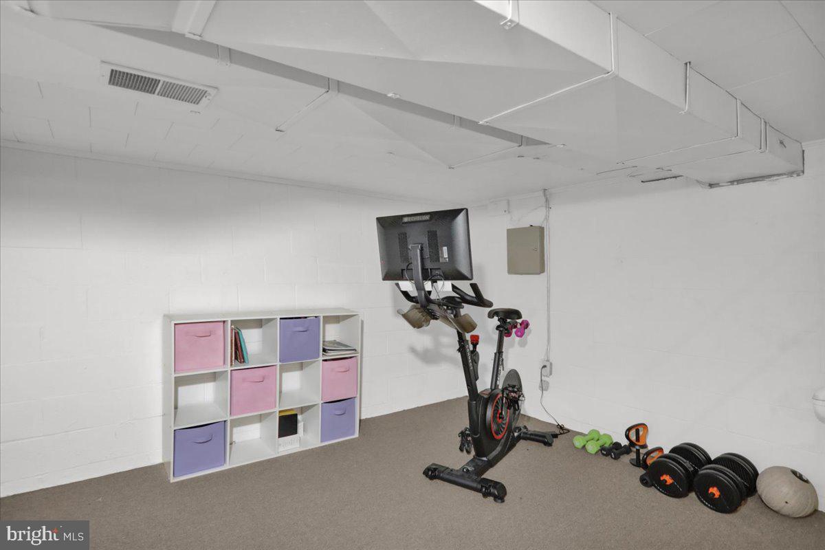 HAMPDEN HEIGHTS - Residential