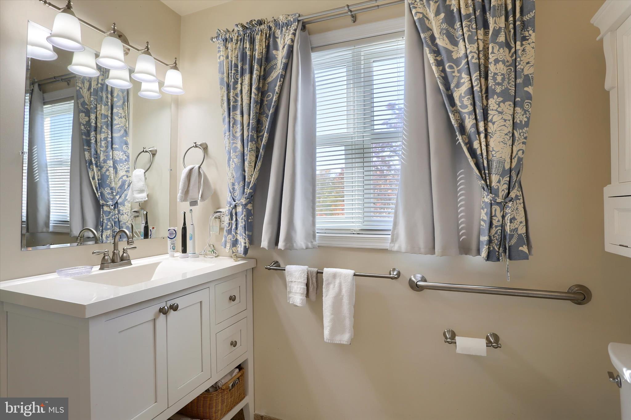 BEACON HILL - Residential