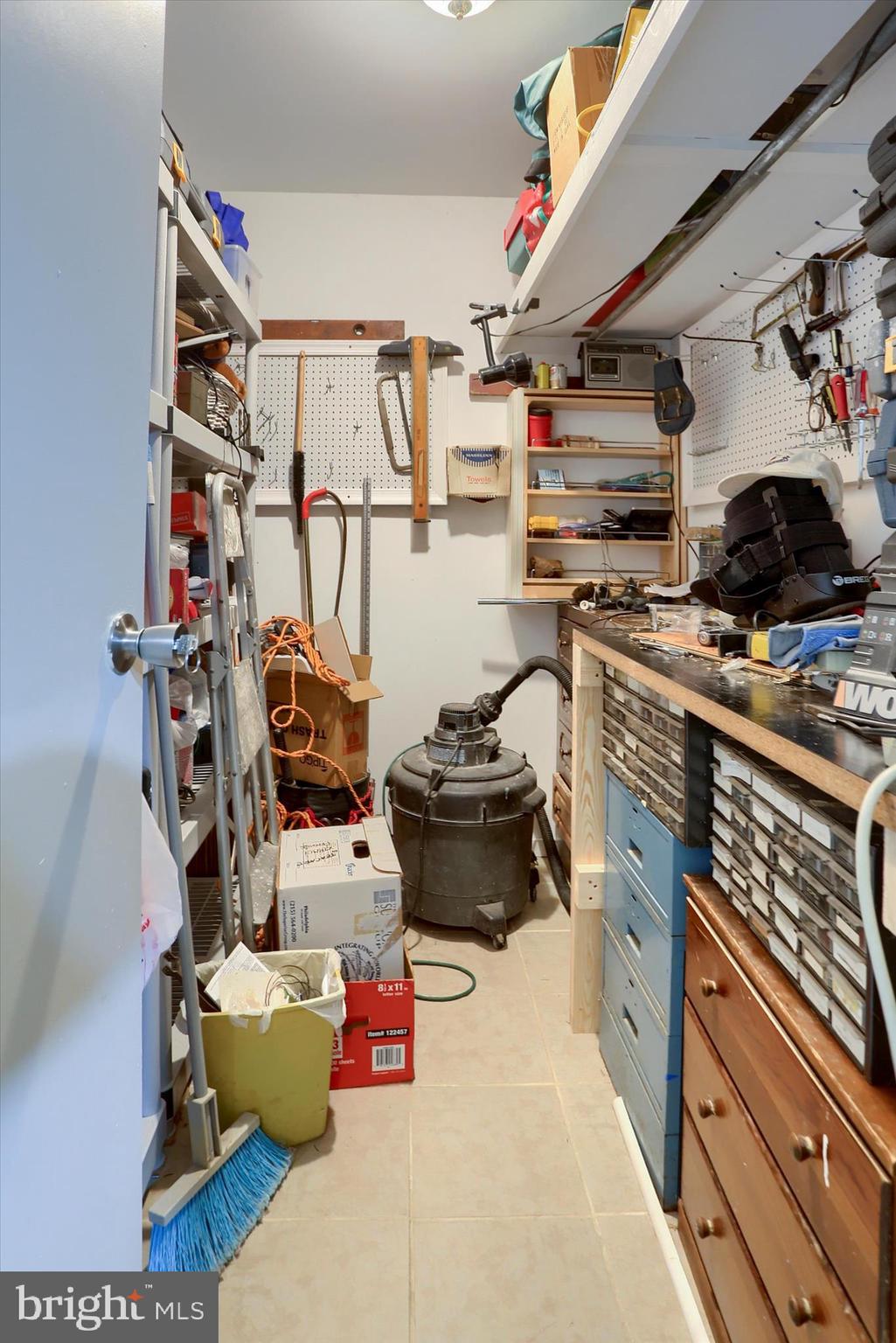 BEACON HILL - Residential