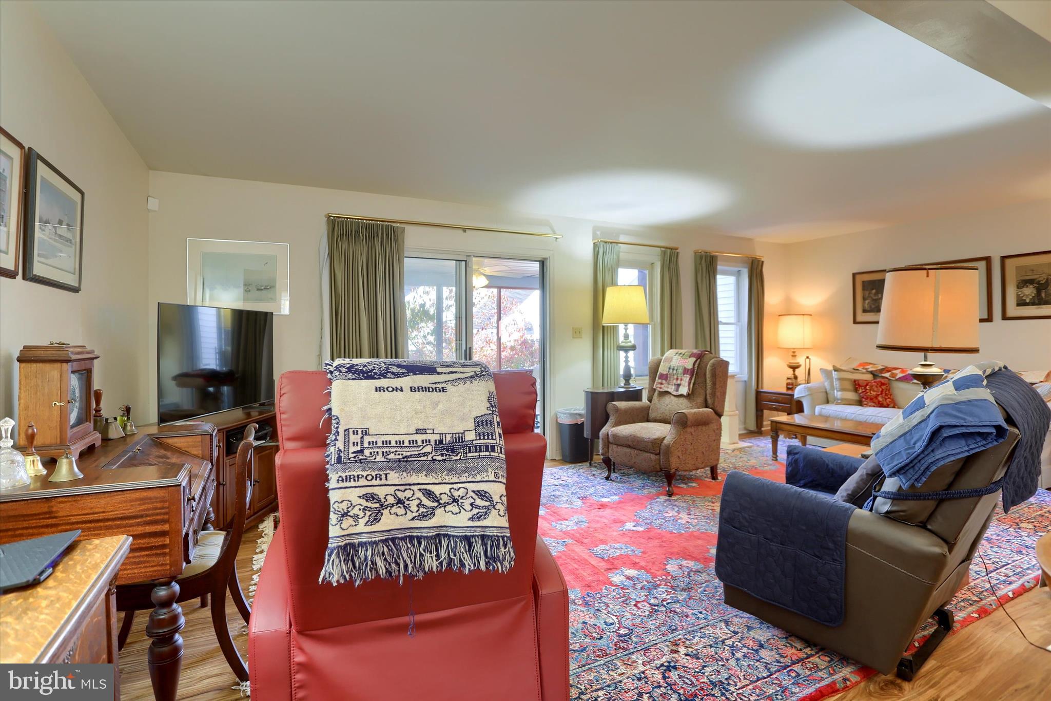 BEACON HILL - Residential