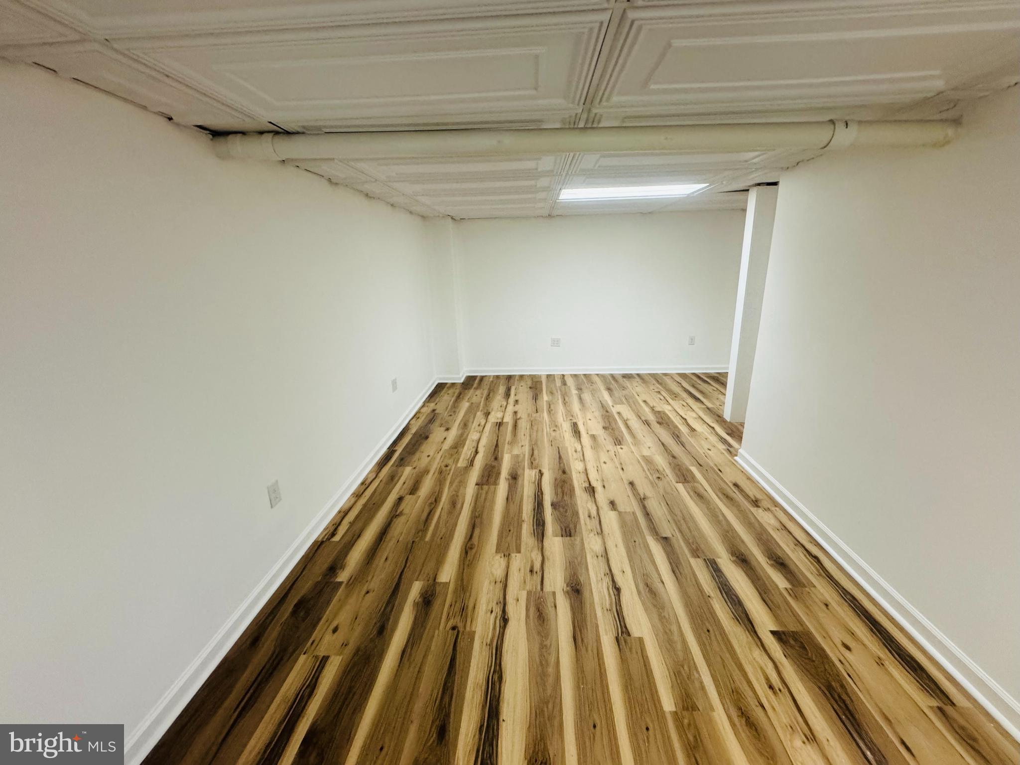 SWAN POND - Residential