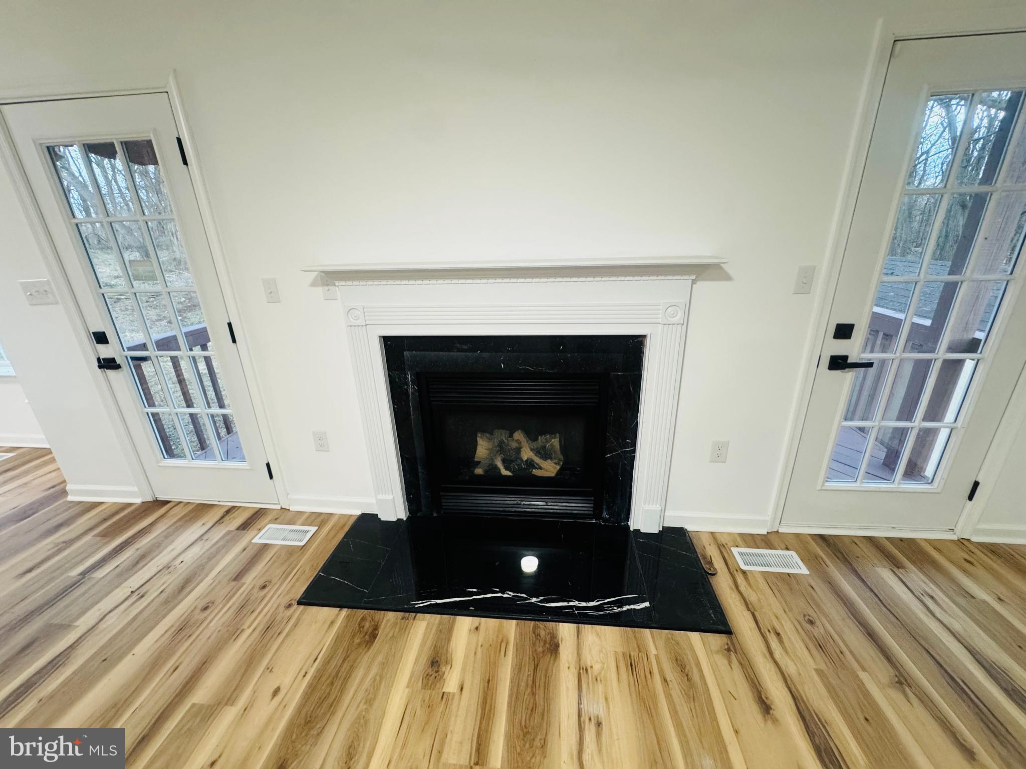 SWAN POND - Residential