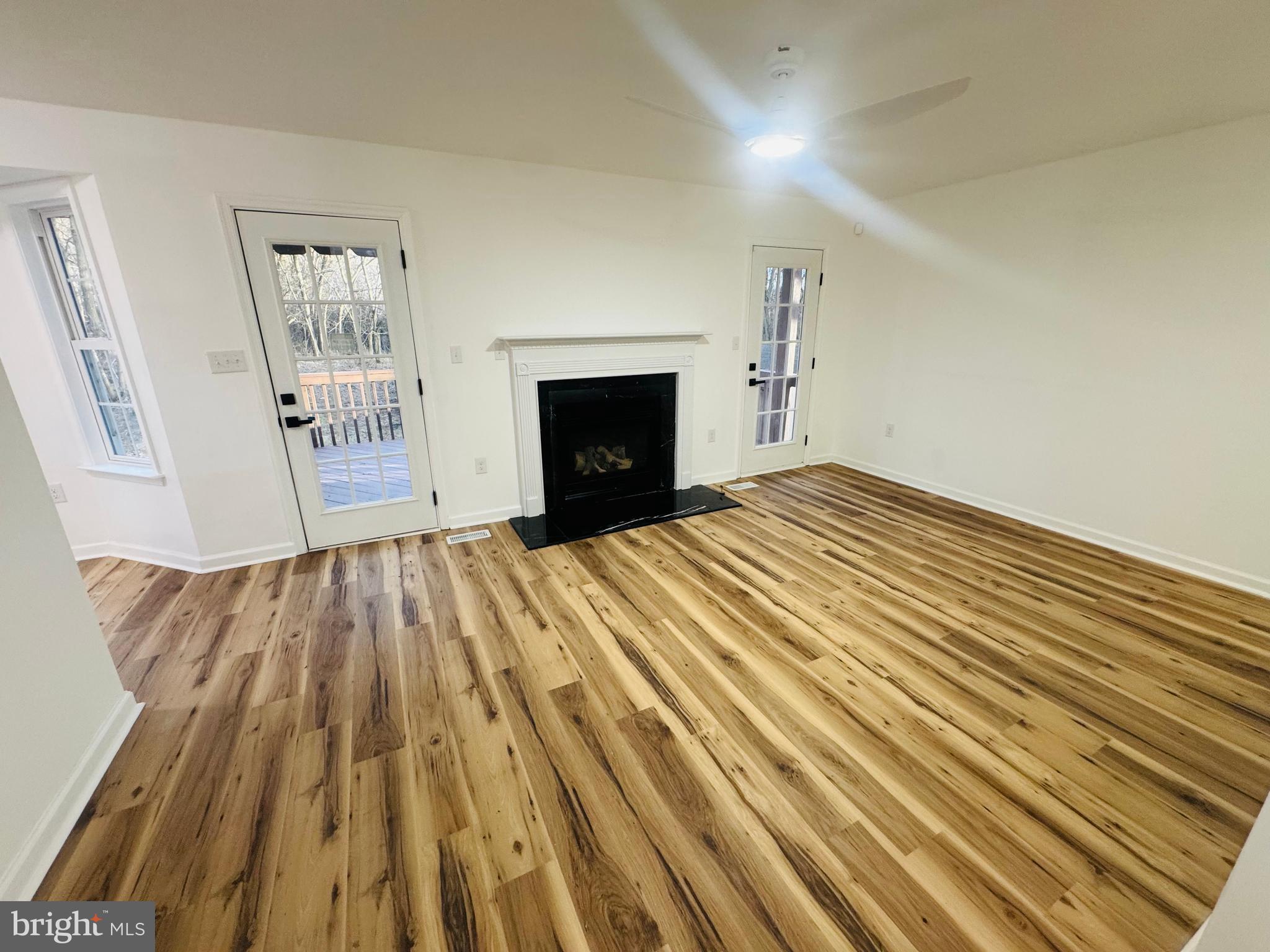 SWAN POND - Residential