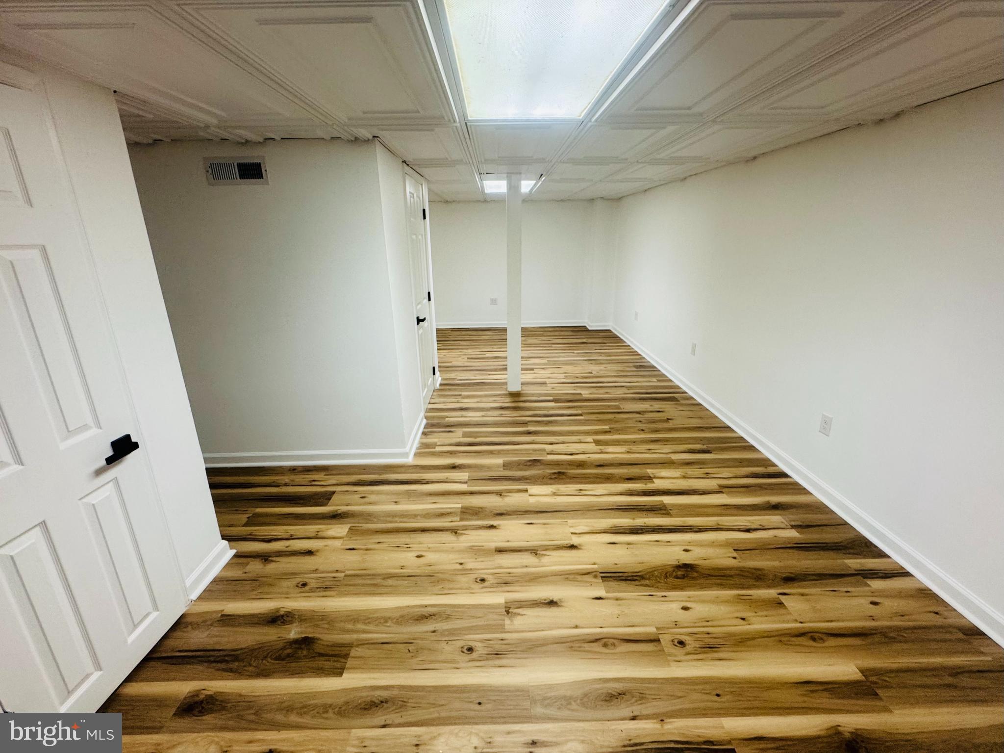 SWAN POND - Residential