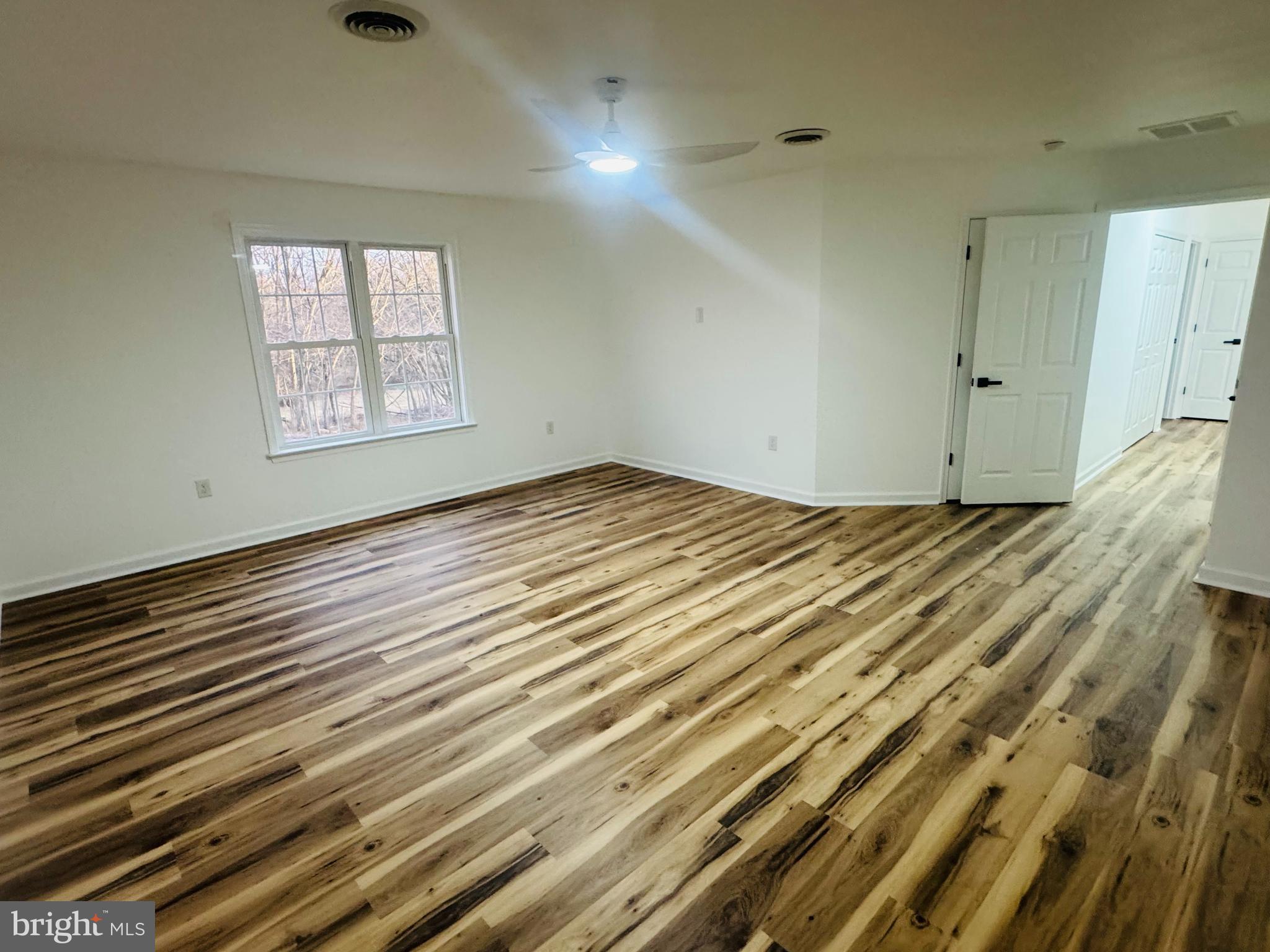 SWAN POND - Residential