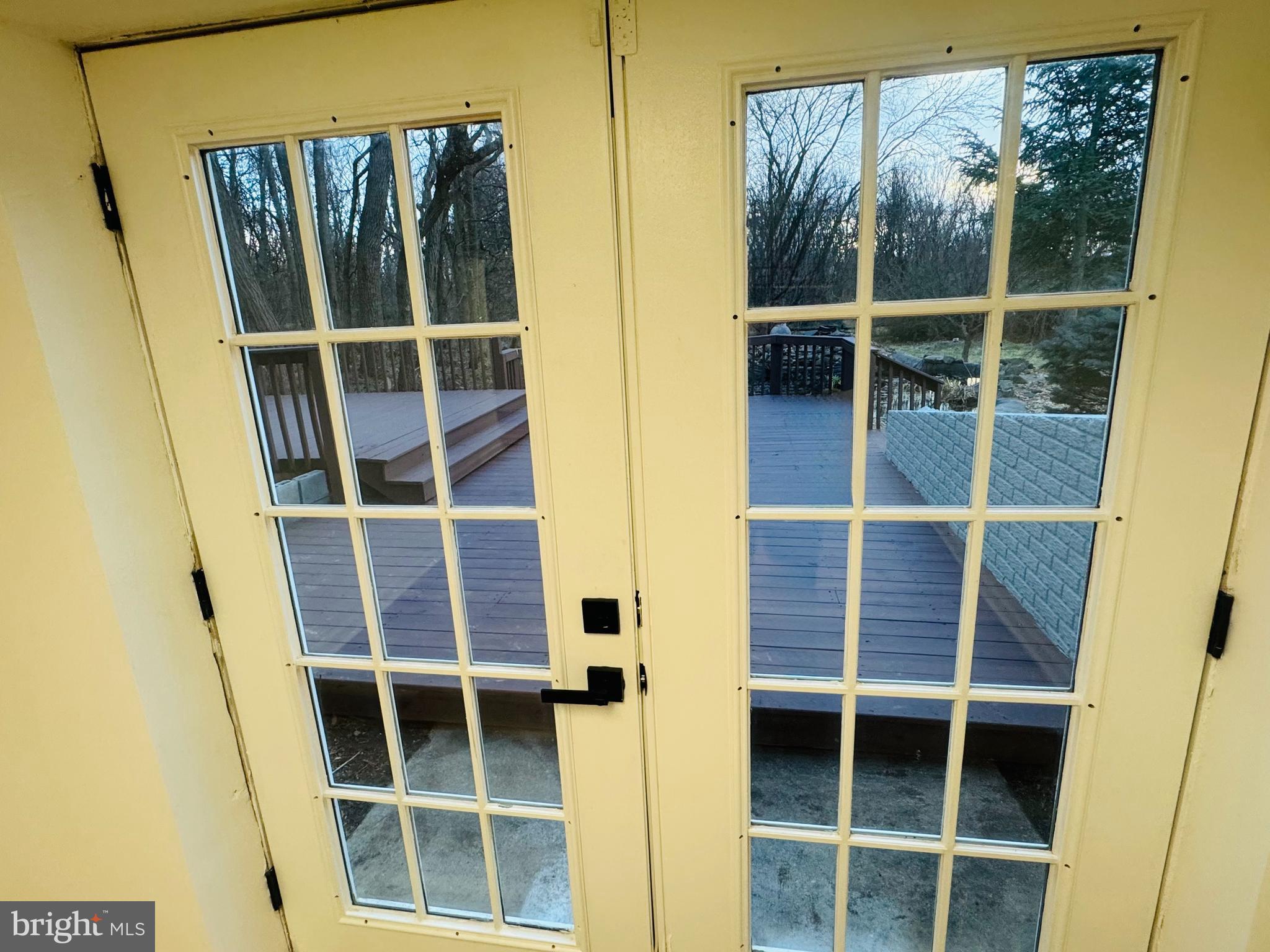 SWAN POND - Residential