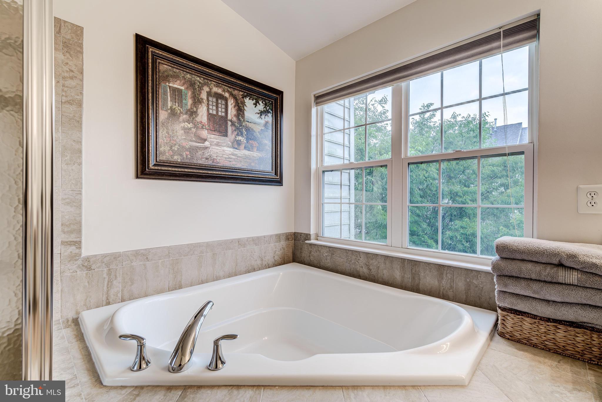 BELMONT COUNTRY CLUB - Residential