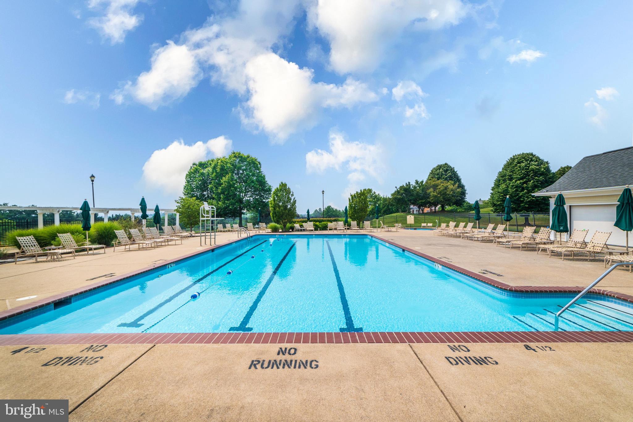 BELMONT COUNTRY CLUB - Residential