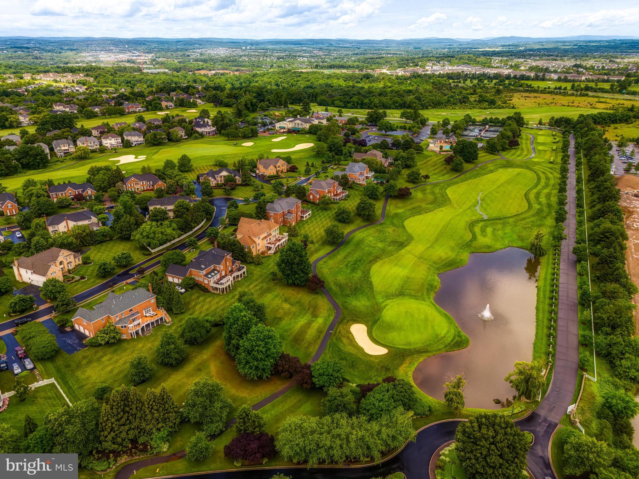 BELMONT COUNTRY CLUB - Residential