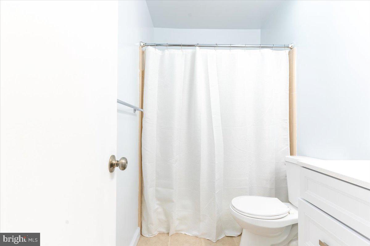 NEWINGTON STATION - Residential