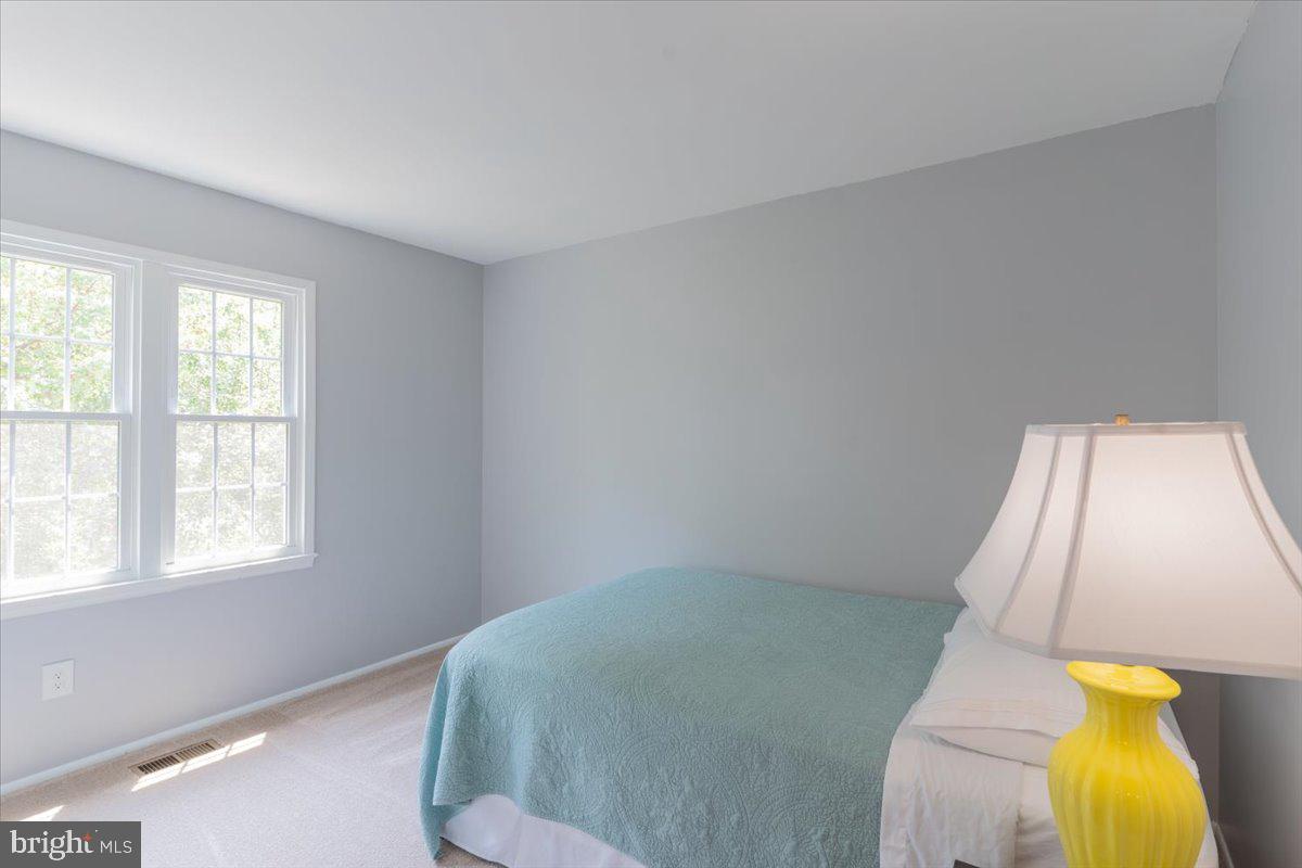 NEWINGTON STATION - Residential