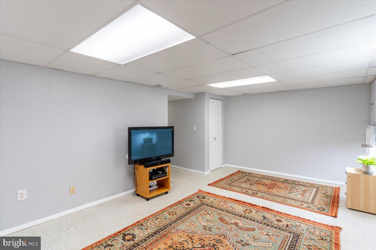 NEWINGTON STATION - Residential