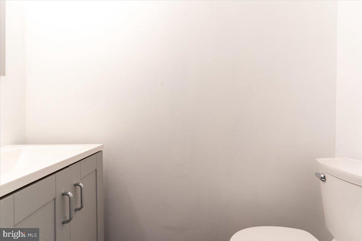 NEWINGTON STATION - Residential