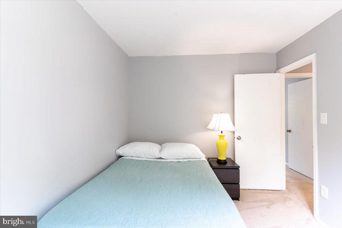 NEWINGTON STATION - Residential