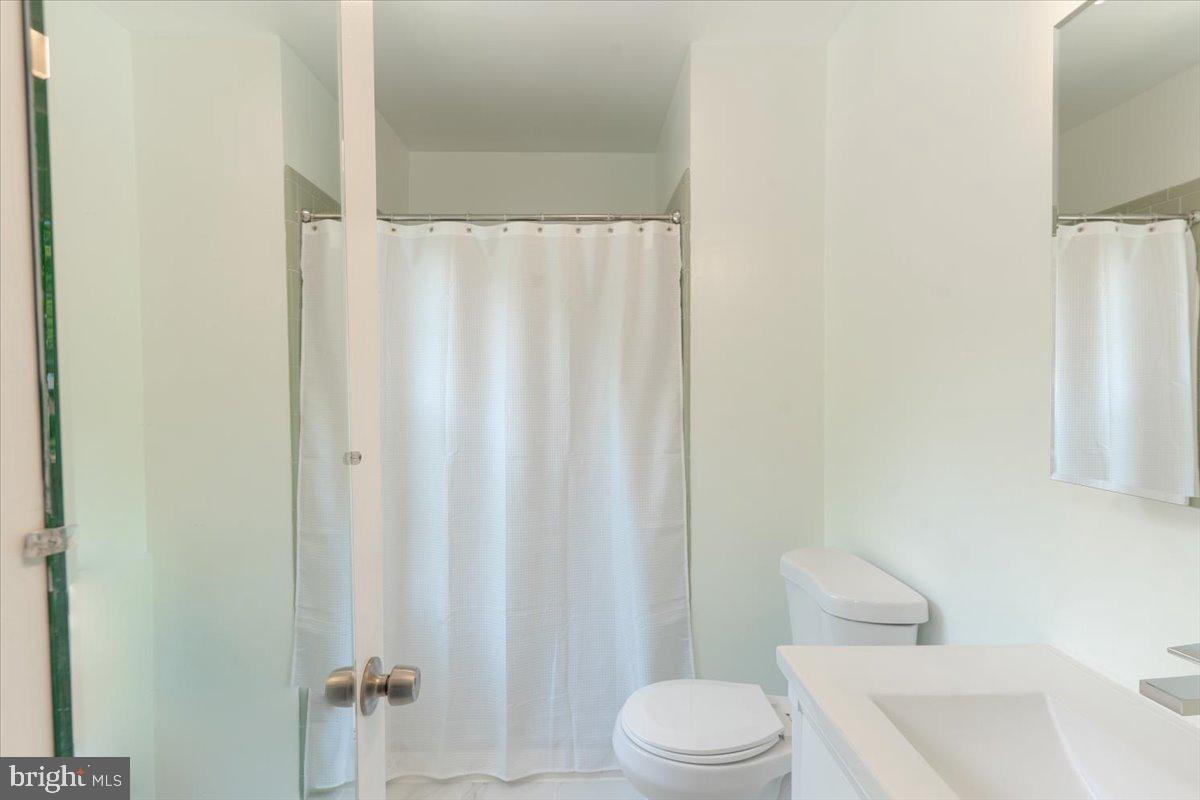 NEWINGTON STATION - Residential