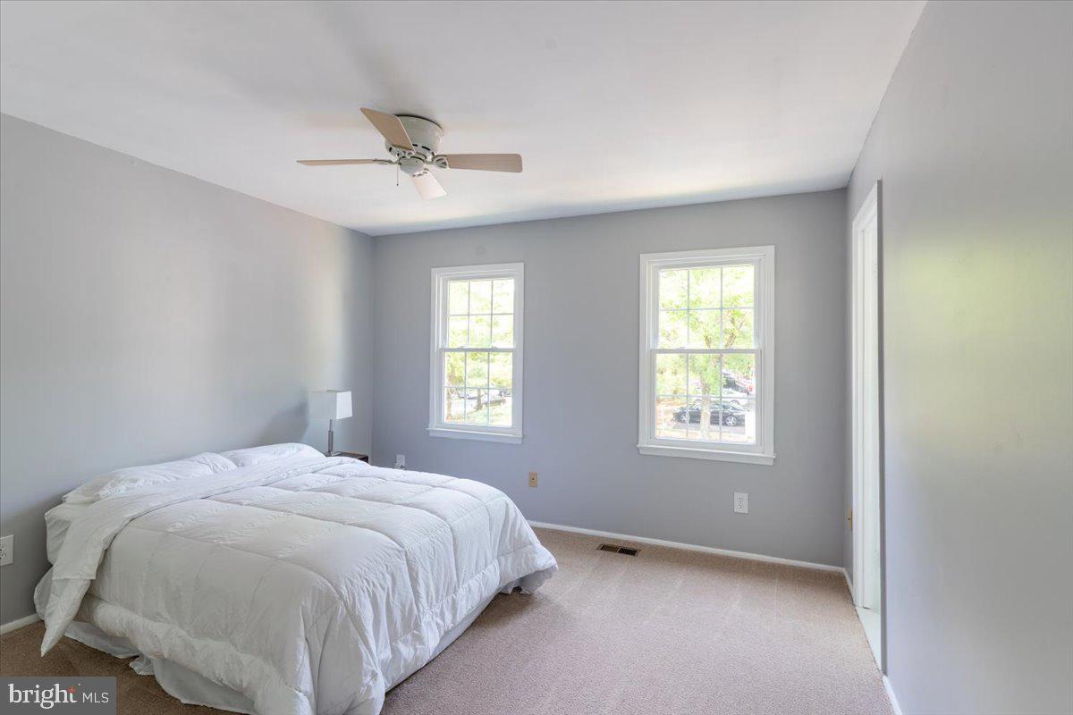 NEWINGTON STATION - Residential