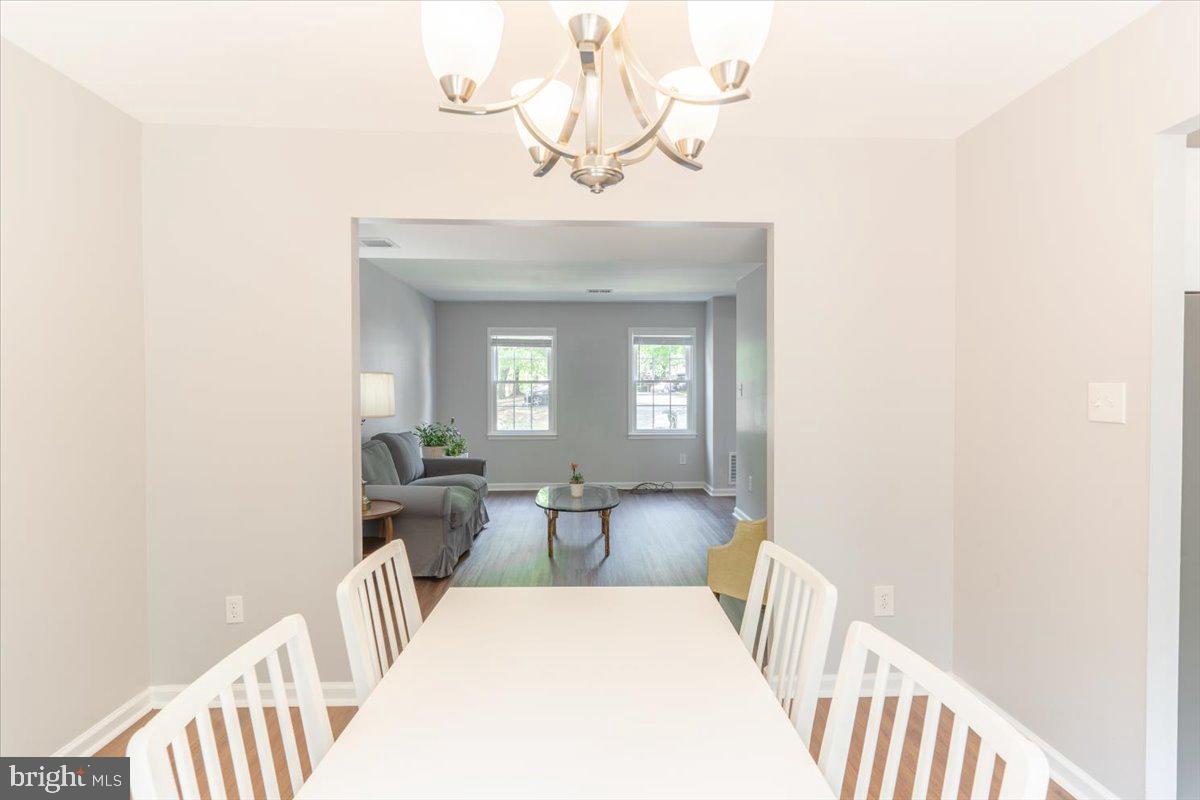 NEWINGTON STATION - Residential