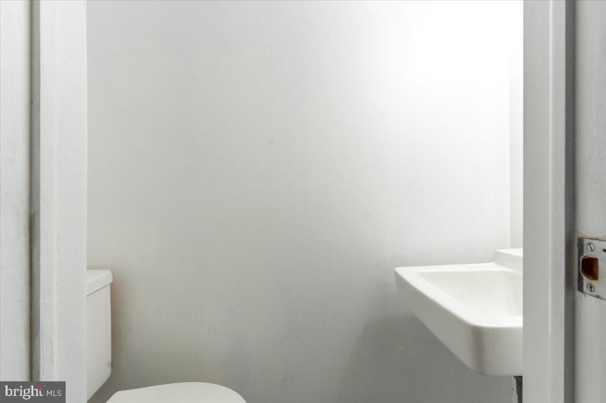 NEWINGTON STATION - Residential