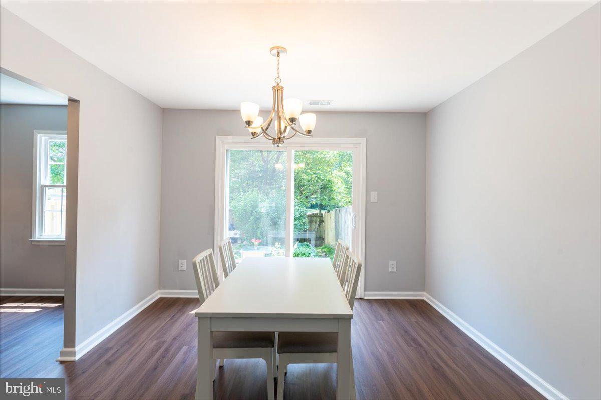 NEWINGTON STATION - Residential