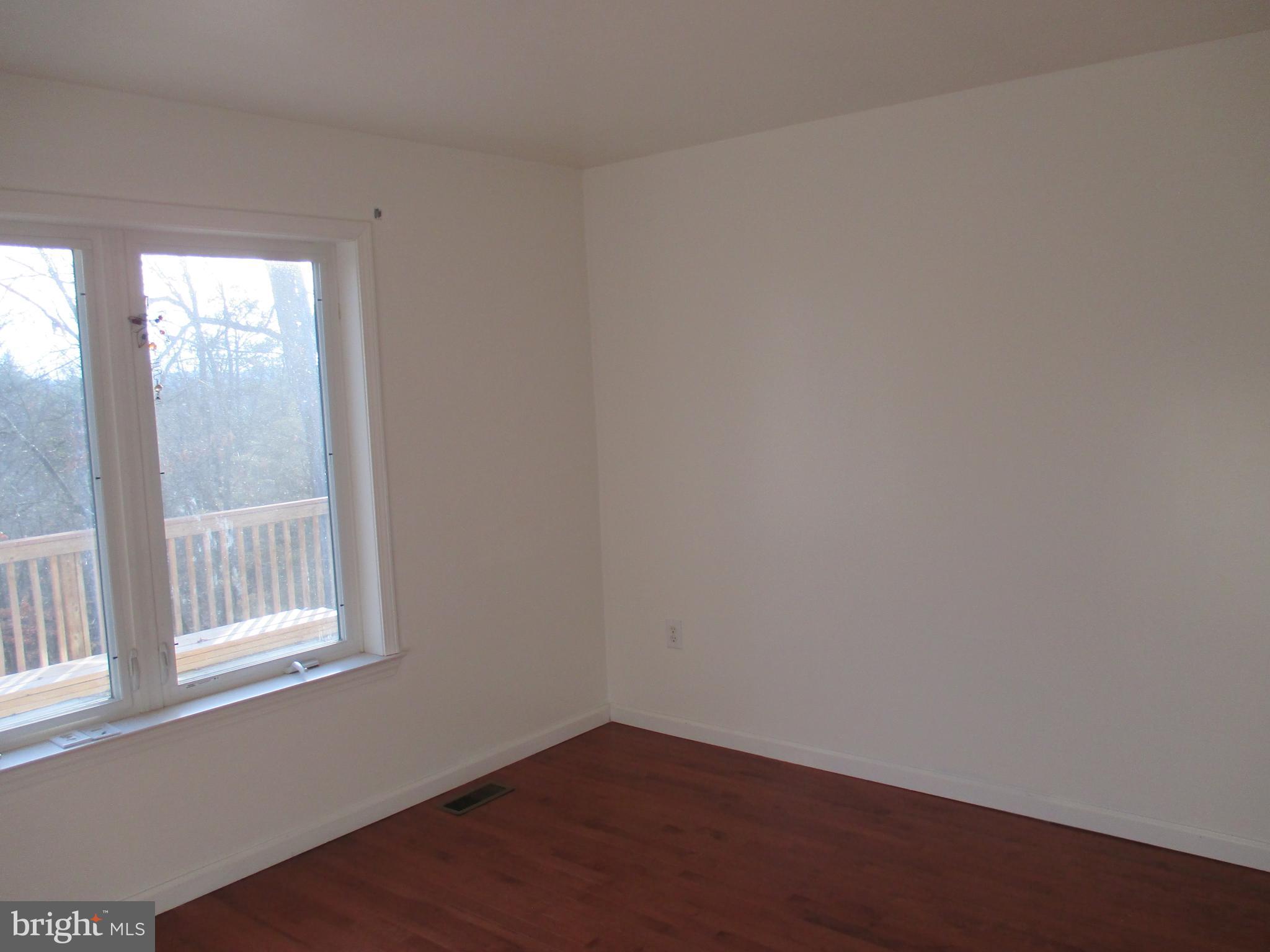 CACAPON MOUNTAIN RETREAT - Residential